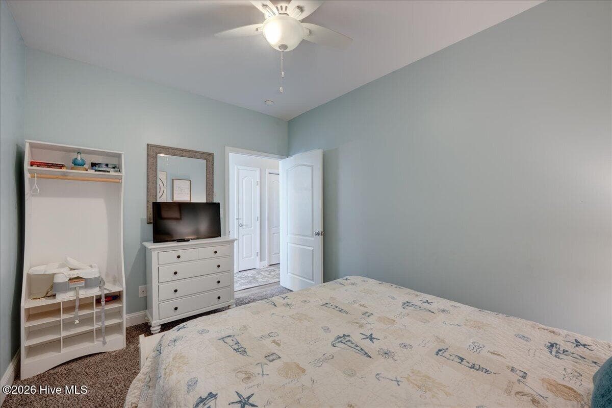 Use as you choose, Office/study/or bedroom - 104 Pelican Drive H, Atlantic Beach, NC 28512