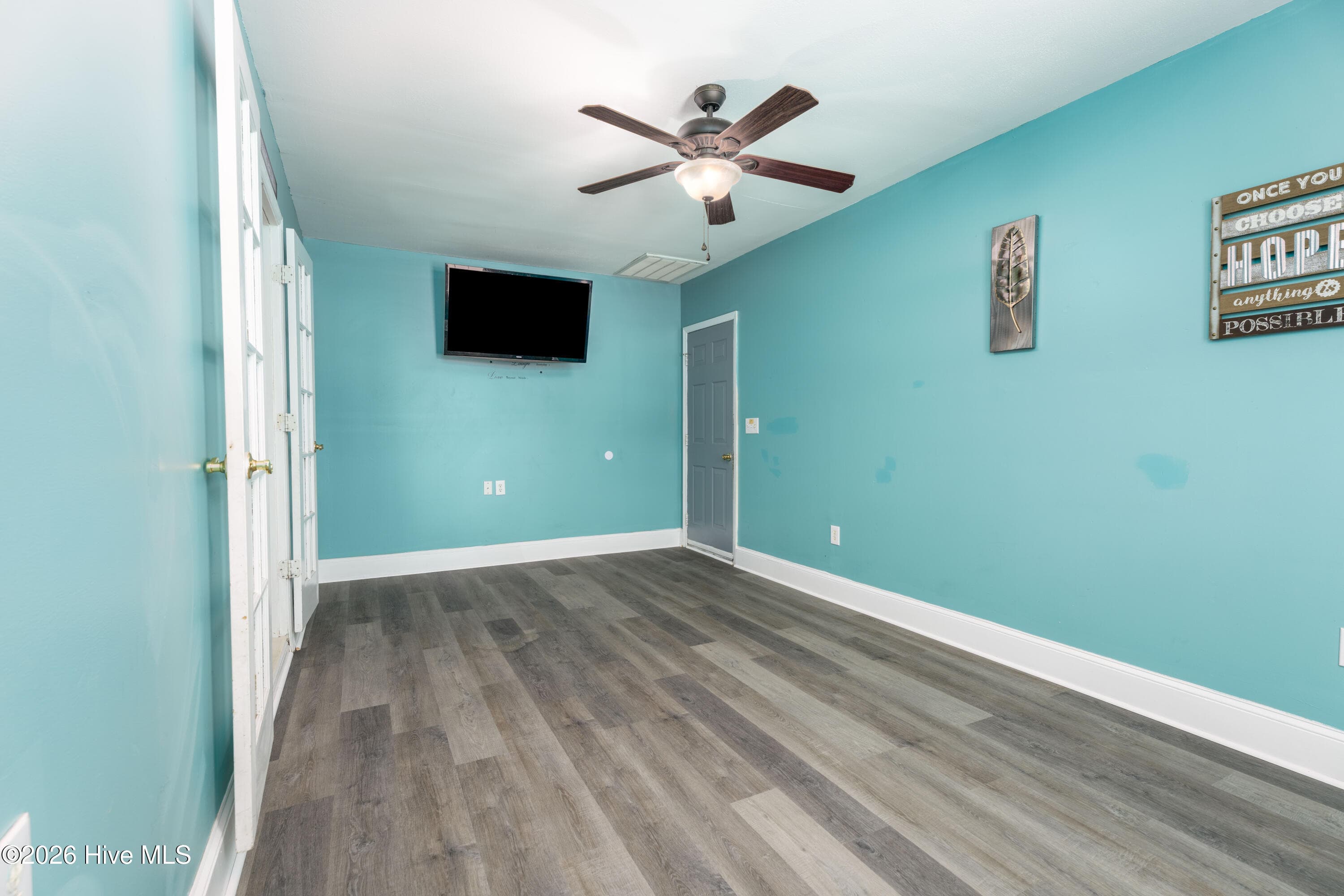 Single Family Residence at 405 Chaps Court, Jacksonville, NC 28546, photo 29 of 71