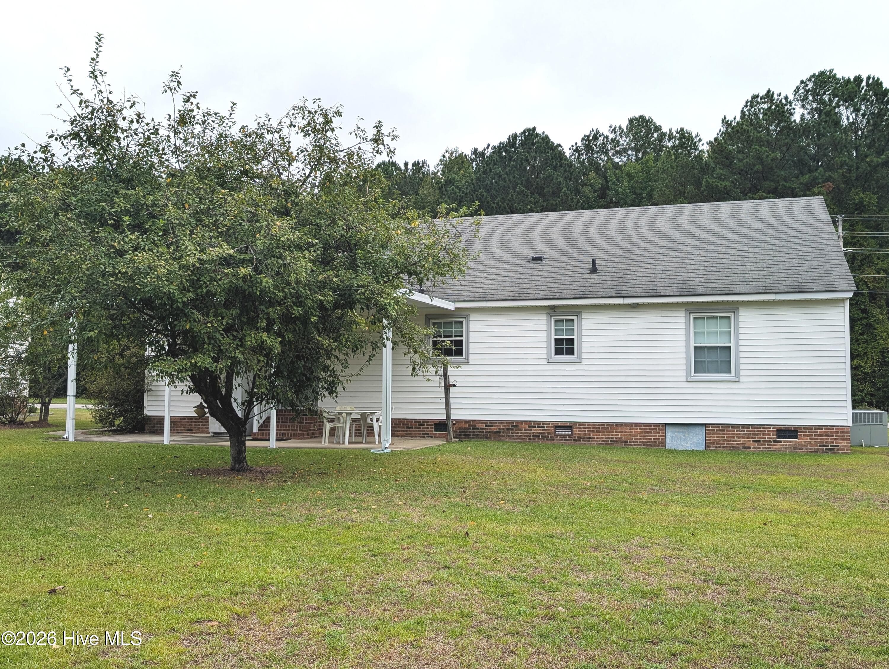 Single Family Residence at 2721 Tilghman Road N, Wilson, NC 27896, photo 13 of 14