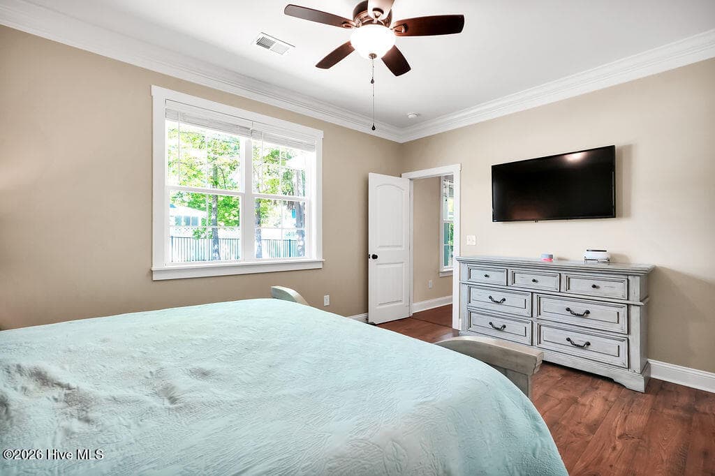 155 NE 18th Street, Oak Island, NC 28465
