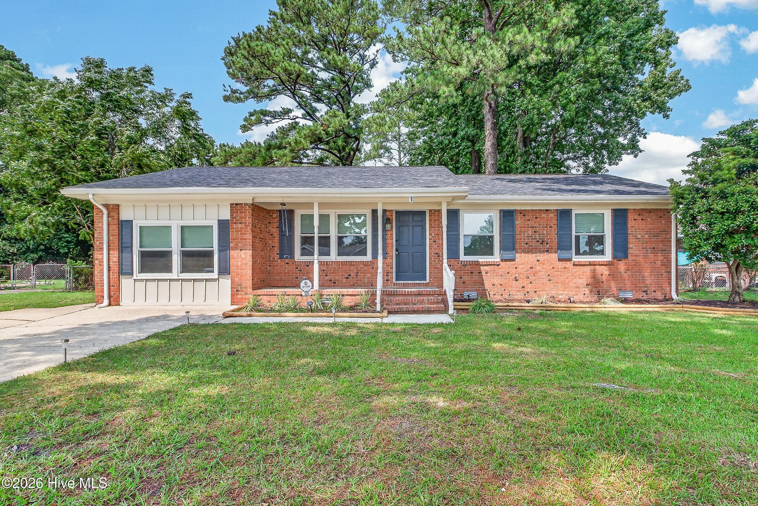 125 Linda Loop, Jacksonville, NC 28546