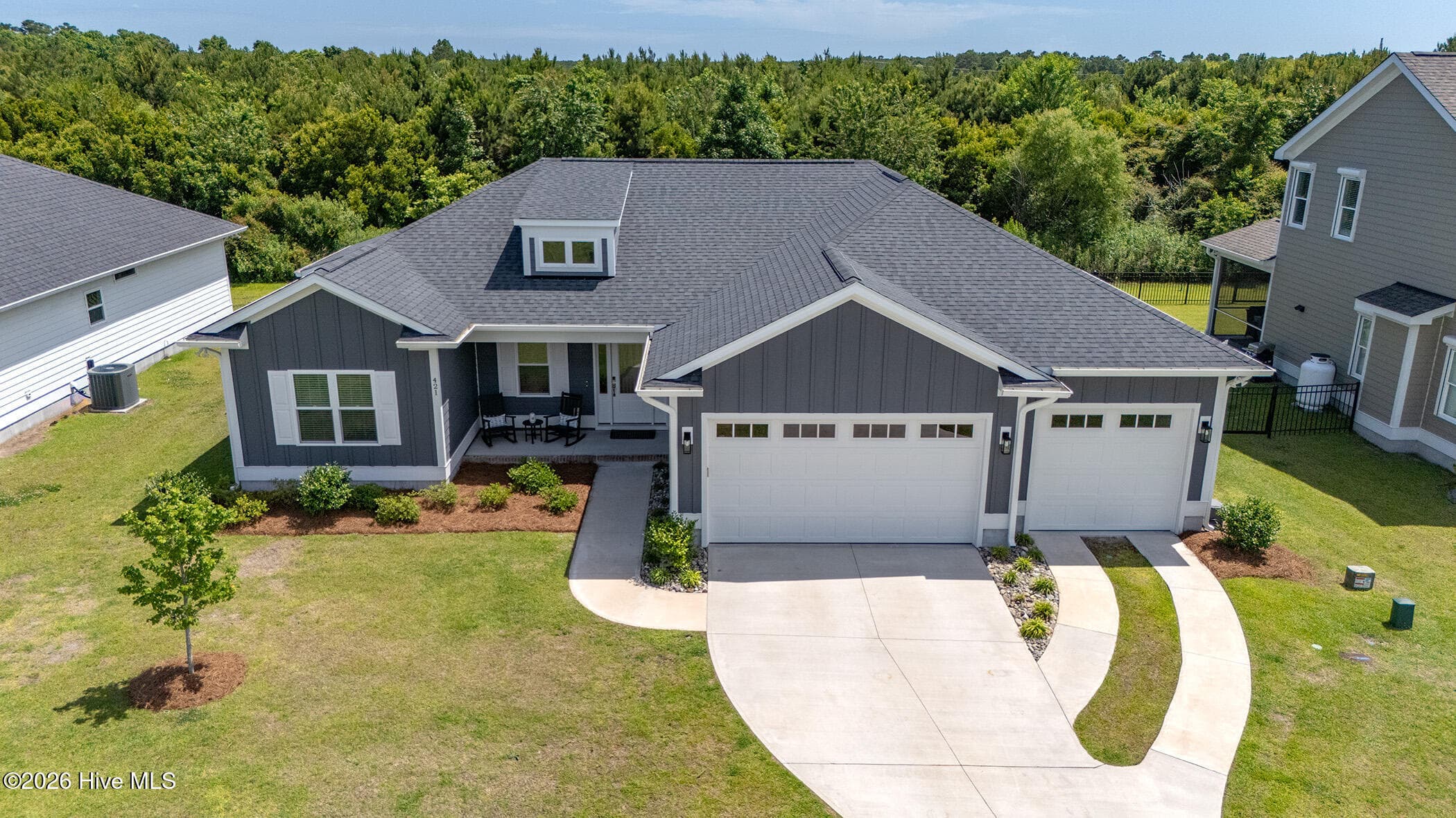 Single Family Residence at 421 Taylorwood Drive, Beaufort, NC 28516, photo 4 of 43