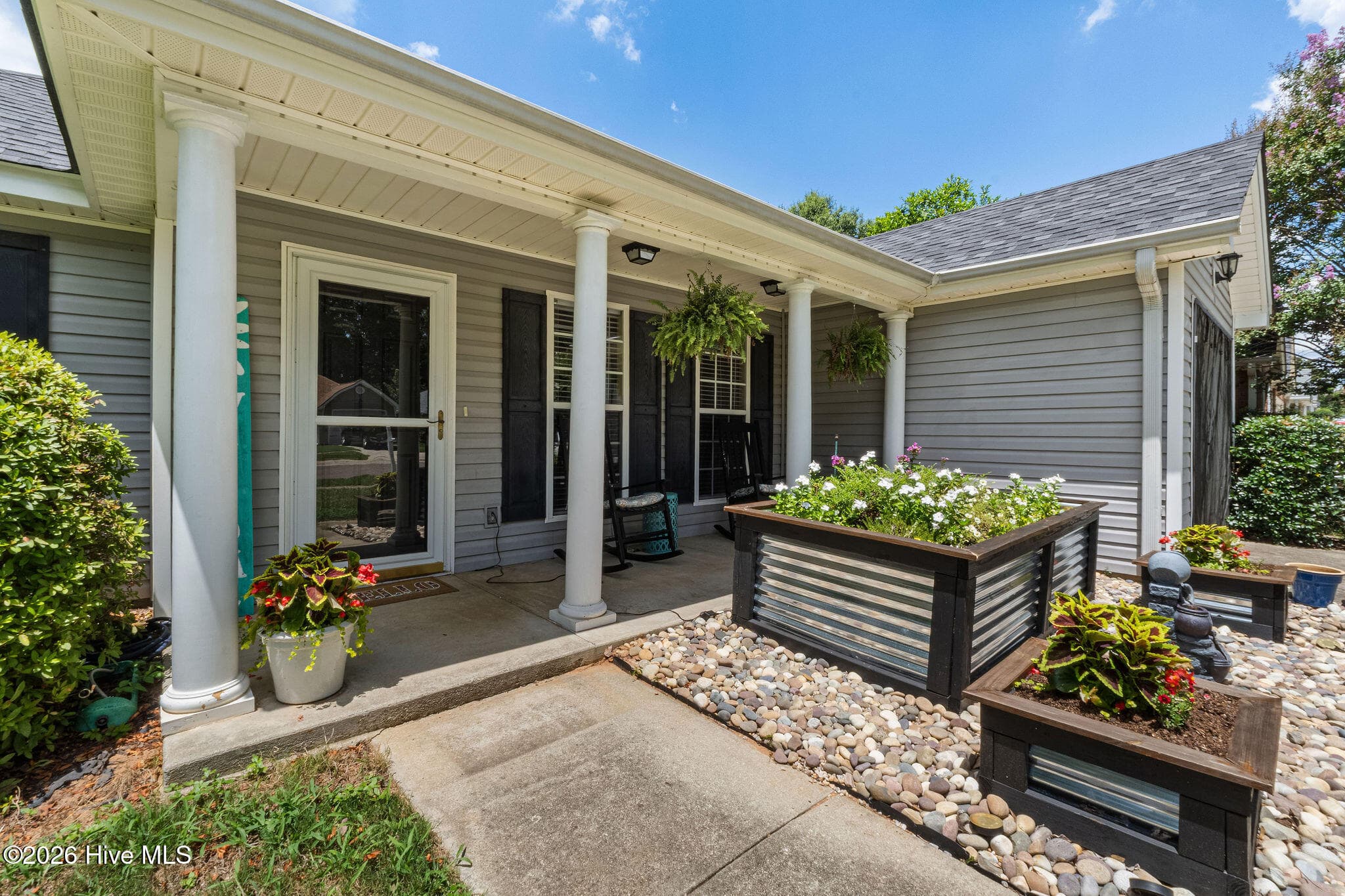Single Family Residence at 158 Oakland Drive, North Augusta, SC 29860, photo 9 of 79