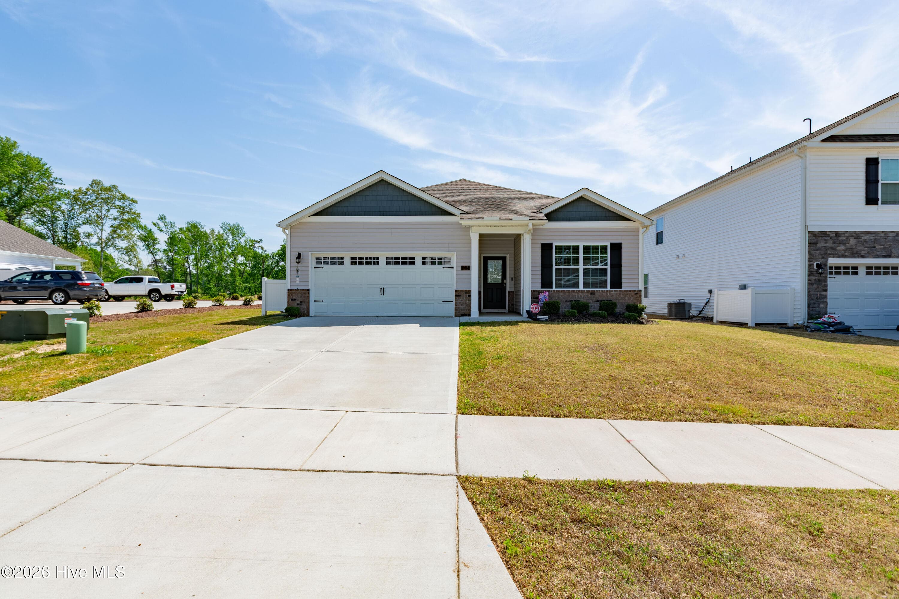 Single Family Residence at 1015 Saddlebrook Drive, Rocky Mount, NC 27804, photo 2 of 39