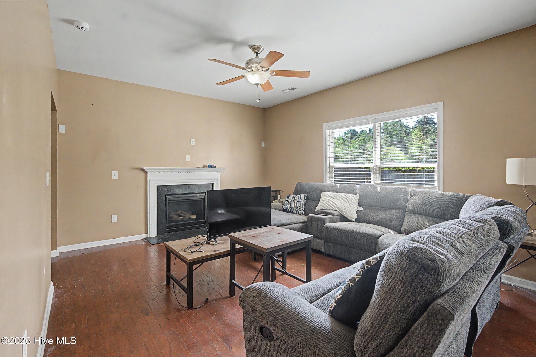 Single Family Residence at 2529 Spinnaker Drive, Hope Mills, NC 28348, photo 11 of 19