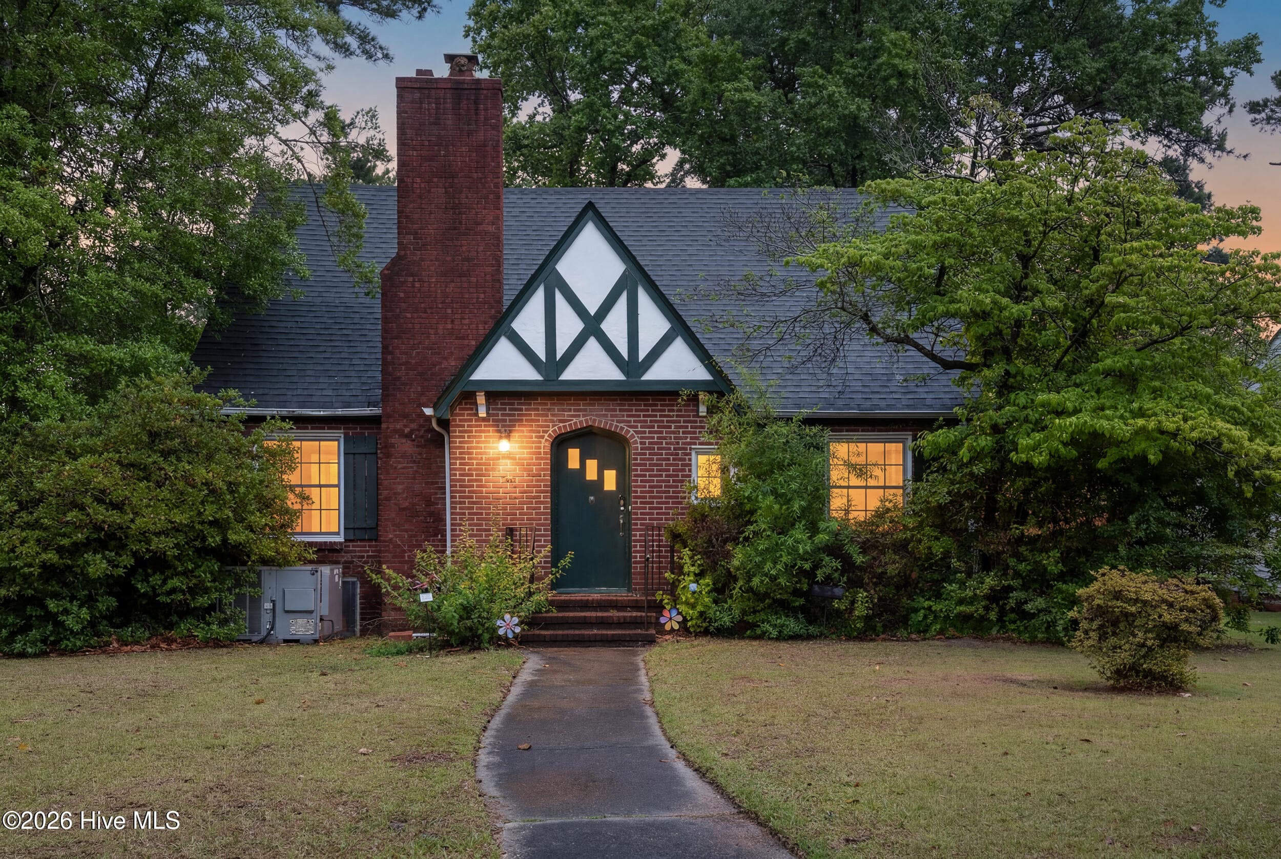 Single Family Residence at 2401 E 4th Street, Greenville, NC 27858, photo 2 of 36