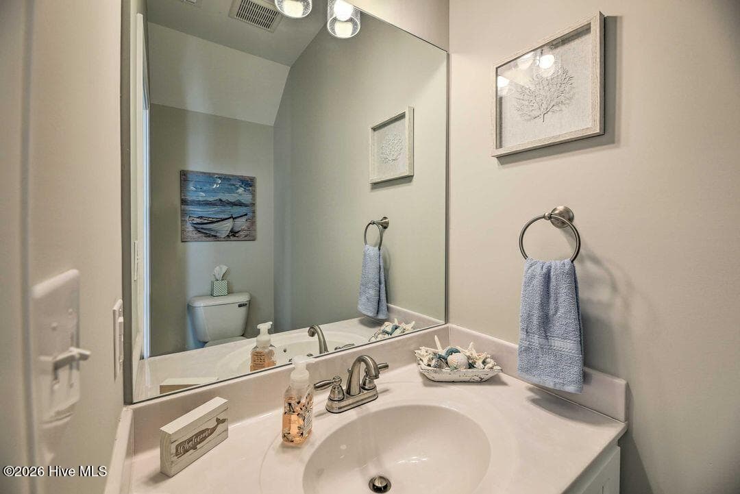 Single Family Residence at 124 Salt Marsh Way, Atlantic Beach, NC 28512, photo 18 of 34