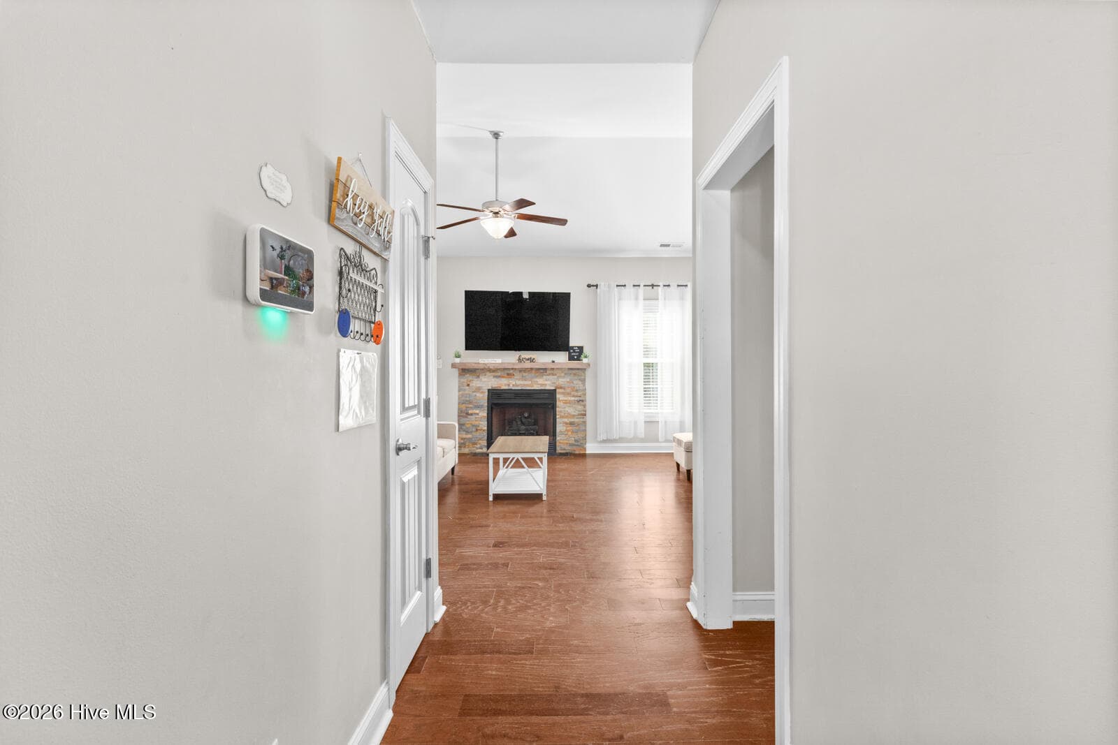 Single Family Residence at 252 Derby Downs Drive, Sneads Ferry, NC 28460, photo 12 of 47