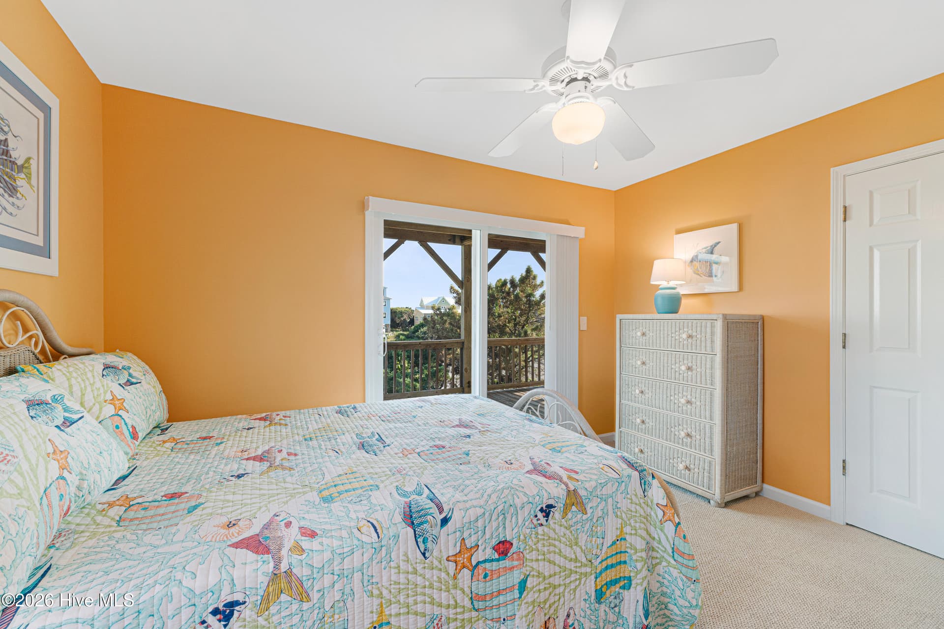 Single Family Residence at 118 Heverly Drive, Emerald Isle, NC 28594, photo 26 of 61
