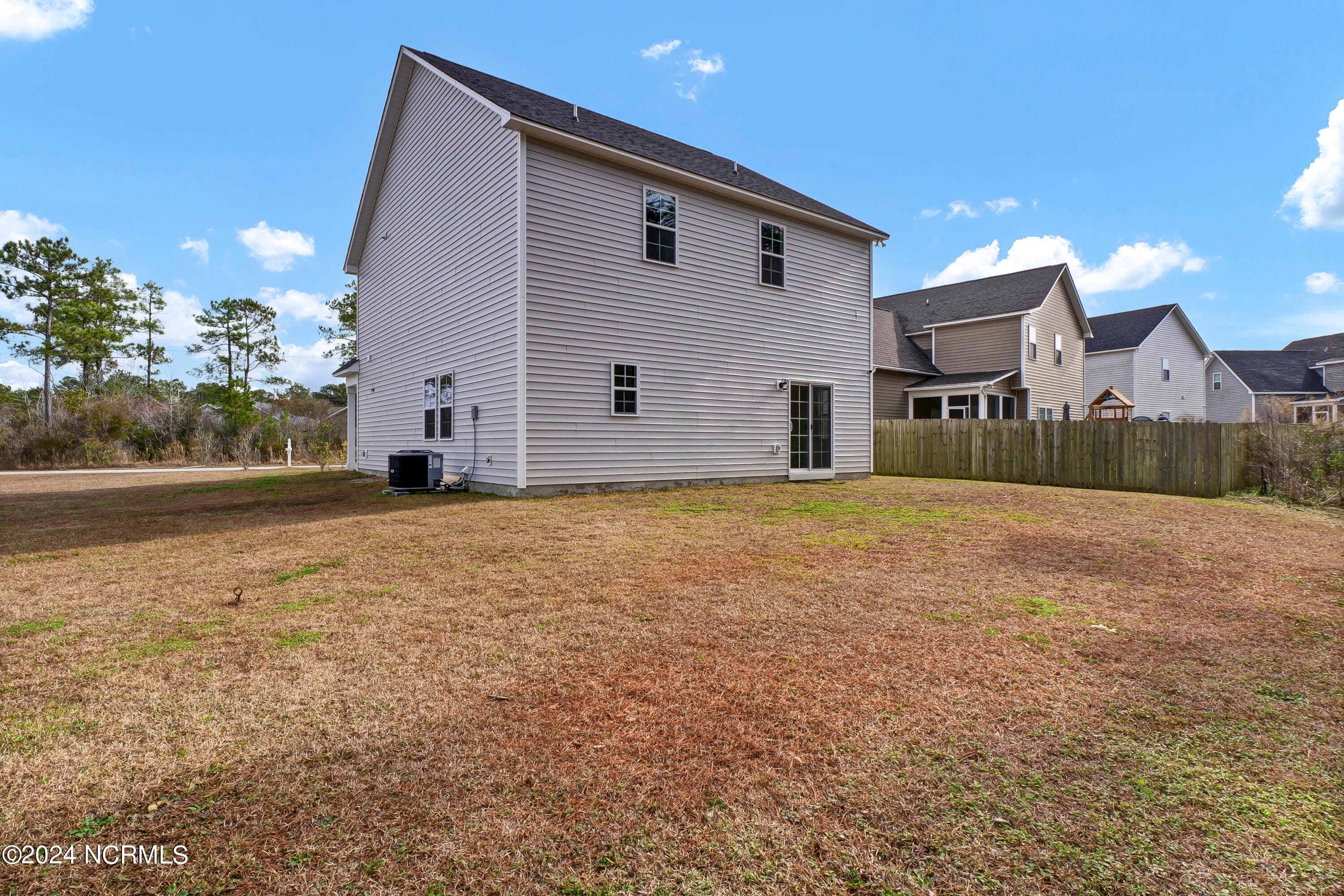 Single Family Residence at 512 Everett Glades, Sneads Ferry, NC 28460, photo 53 of 68