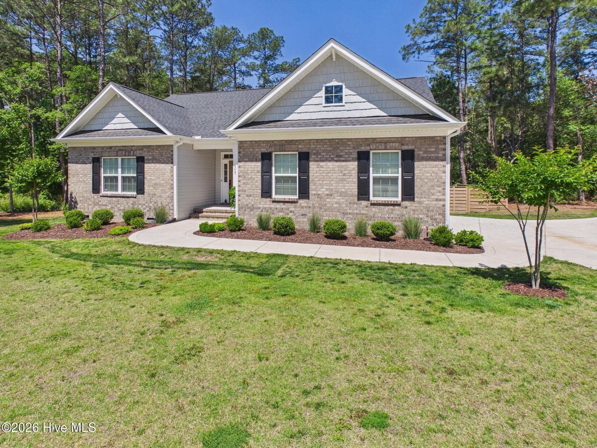 Single Family Residence at 409 Piney Oak Drive, Carthage, NC 28327, photo 9 of 61