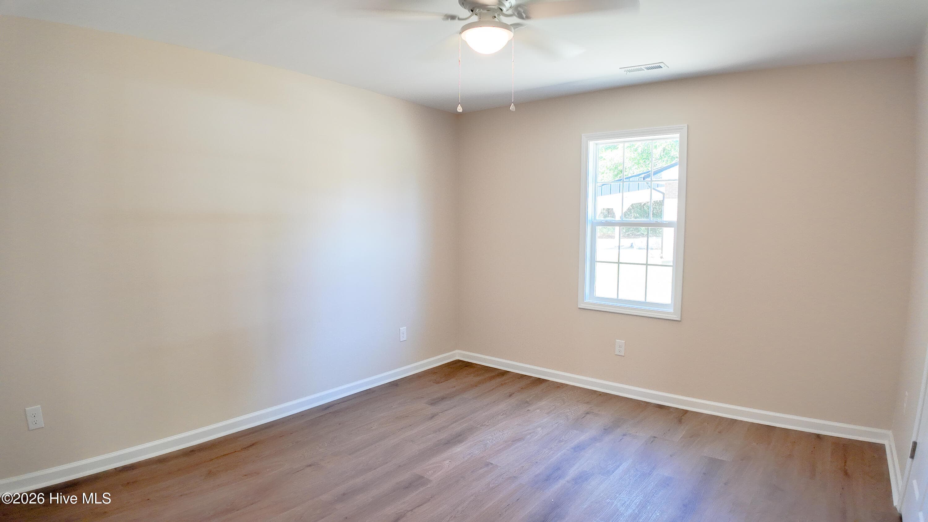 Single Family Residence at 769 Five Road, Clinton, NC 28328, photo 15 of 20
