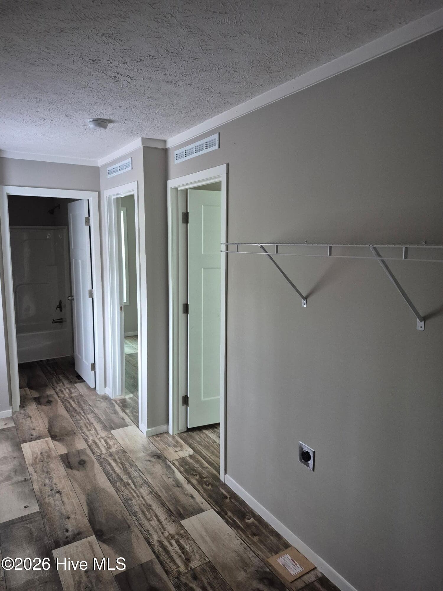 Manufactured Home at 1136 French Road, Wilmington, NC 28403, photo 11 of 12