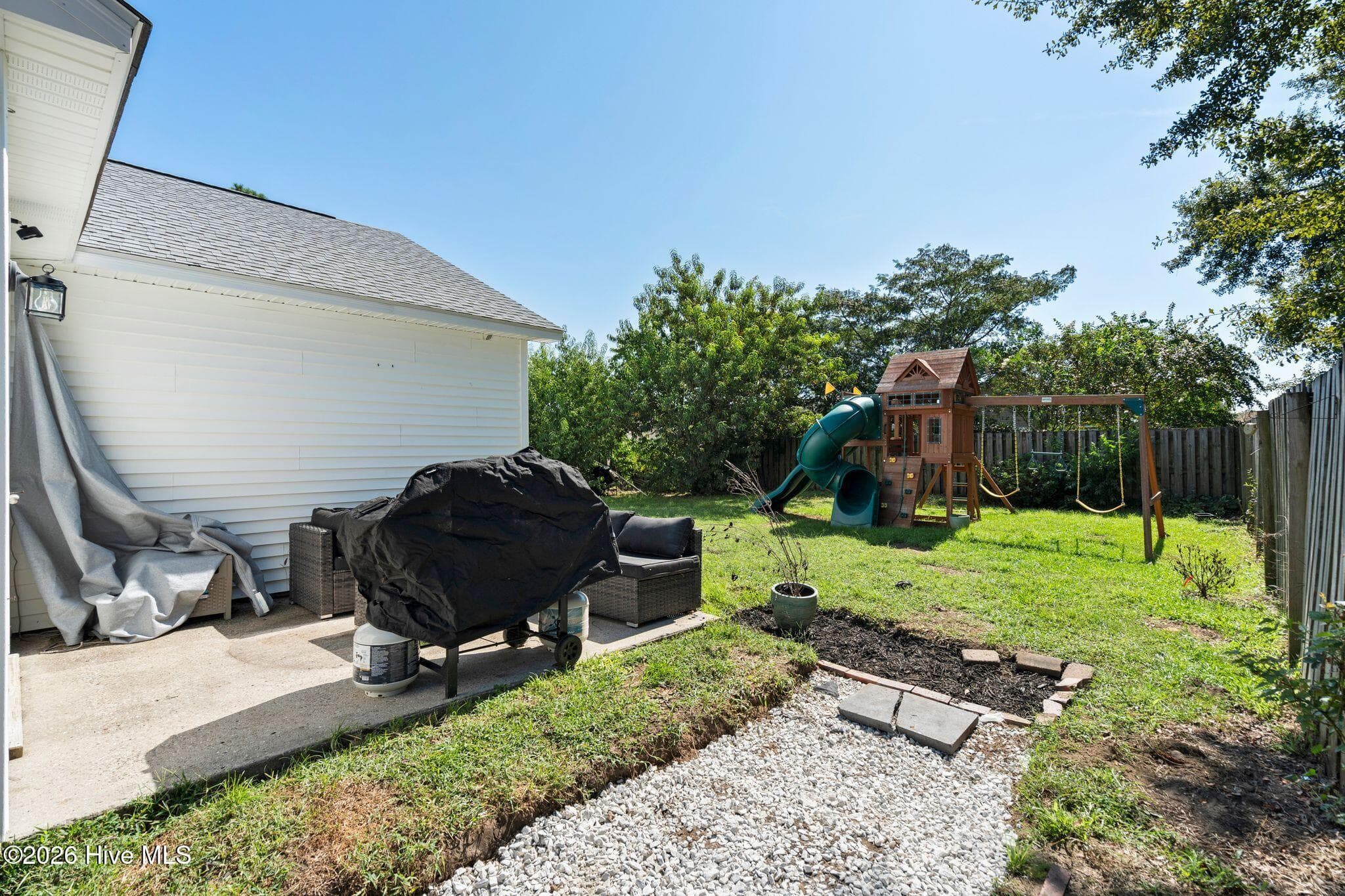 Single Family Residence at 3324 Greenridge Way, Leland, NC 28451, photo 2 of 2