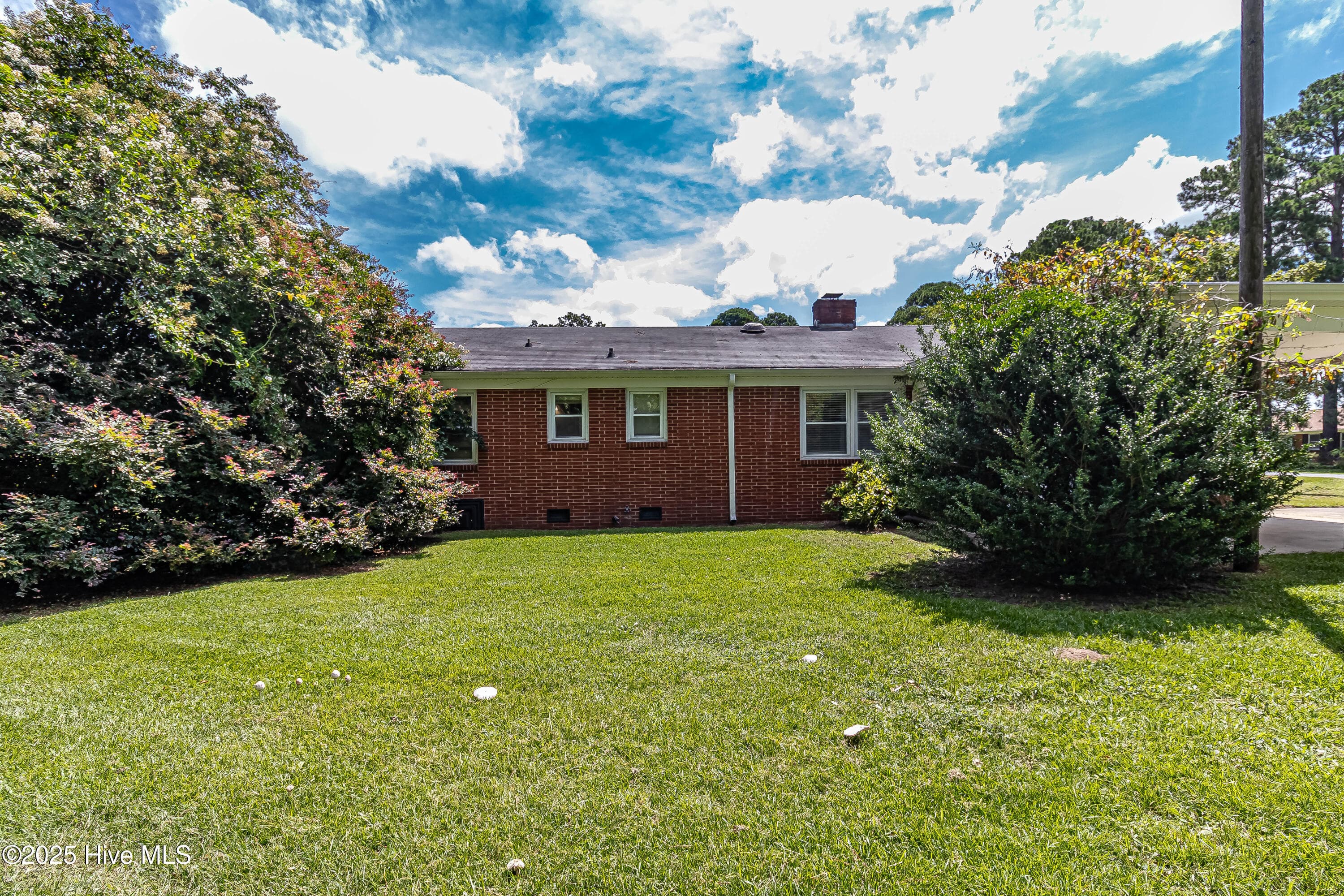 Single Family Residence at 1801 E Azalea Drive, Goldsboro, NC 27530, photo 13 of 77