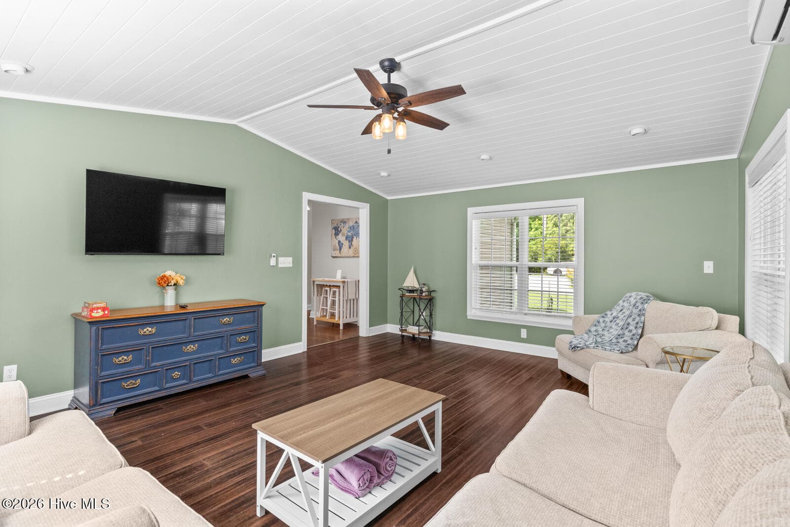 Single Family Residence at 252 Derby Downs Drive, Sneads Ferry, NC 28460, photo 4 of 47