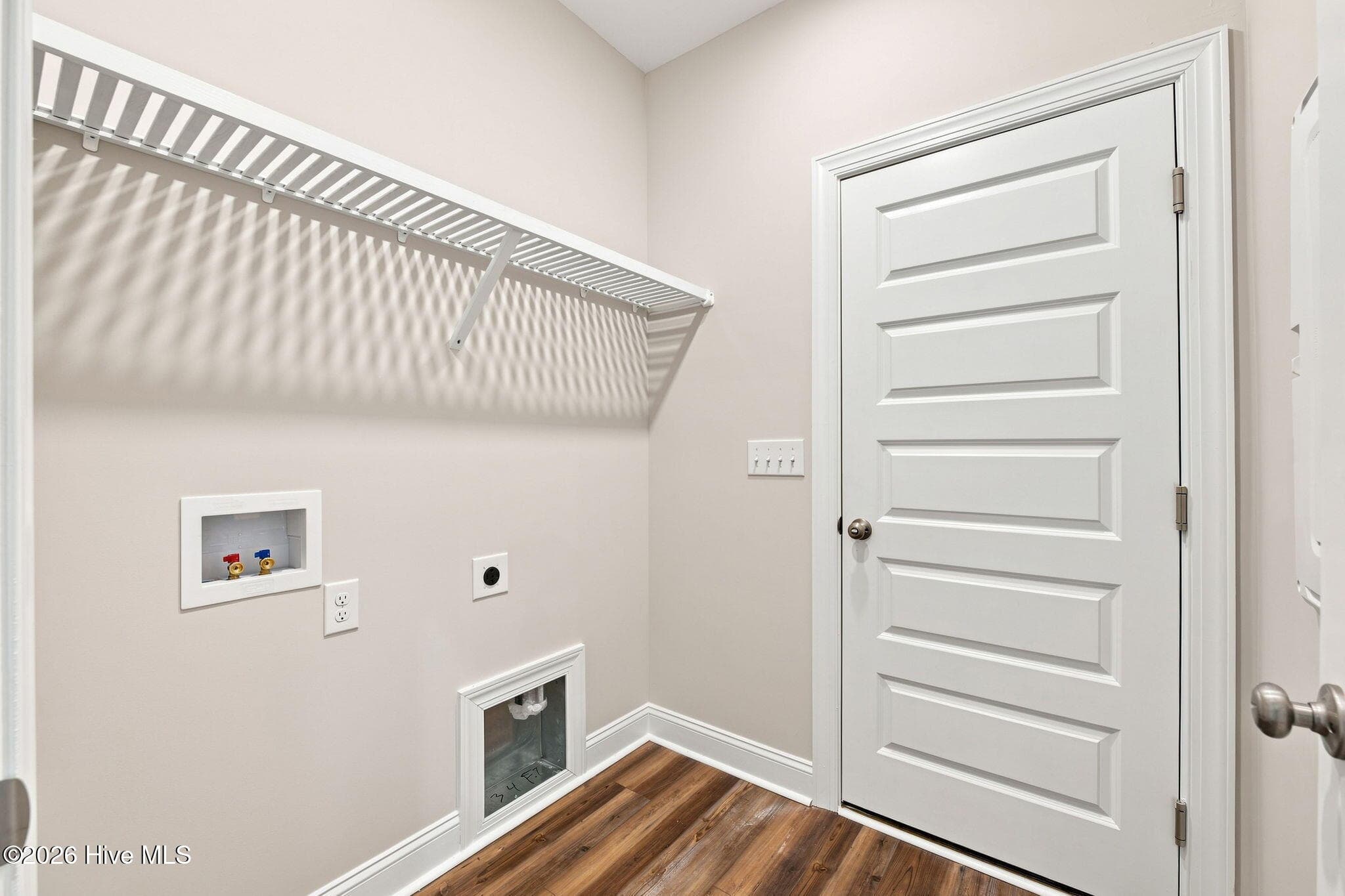 Single Family Residence at 2010 Brighton Drive, New Bern, NC 28562, photo 16 of 29