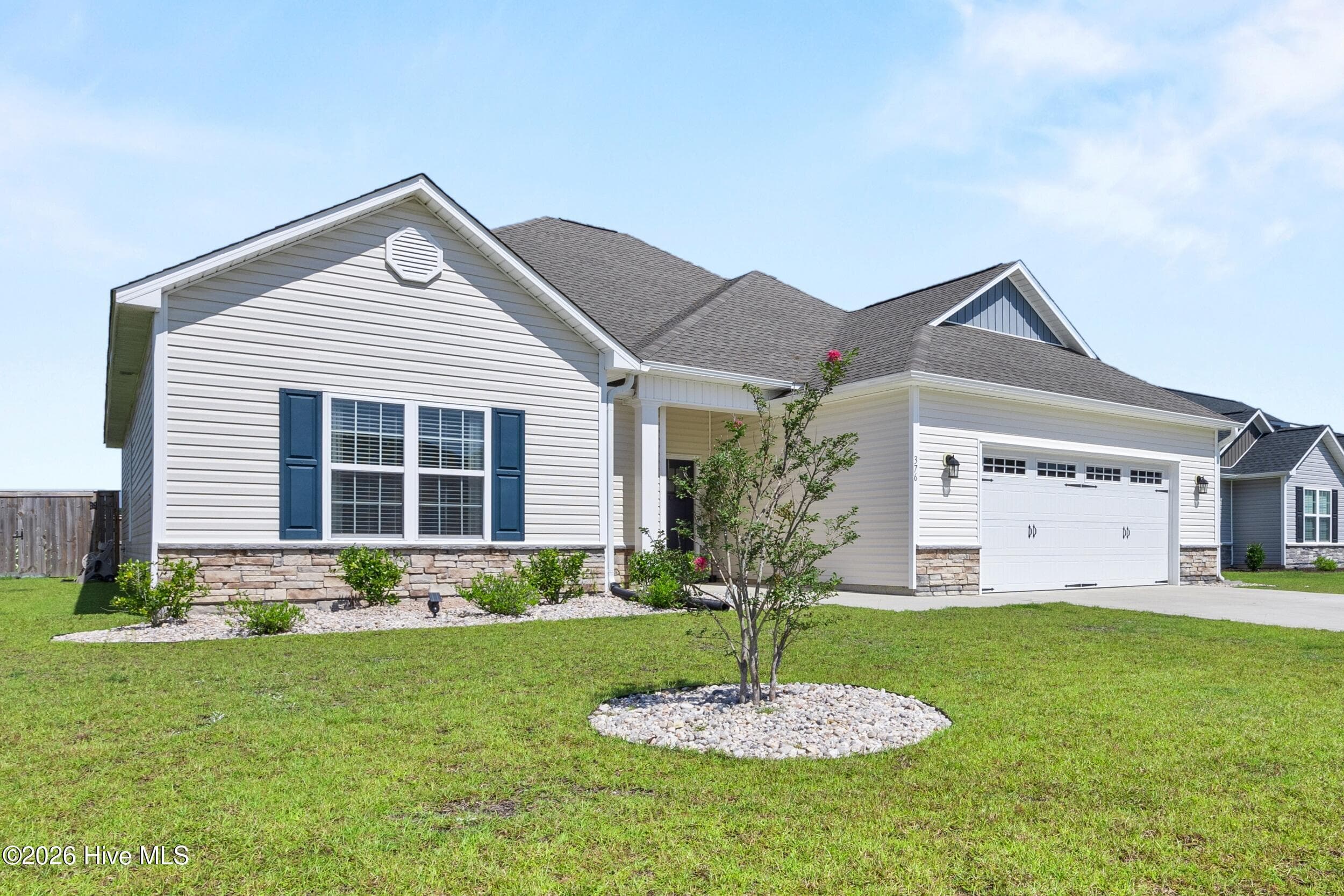 Single Family Residence at 376 Water Wagon Trail, Jacksonville, NC 28546, photo 3 of 38