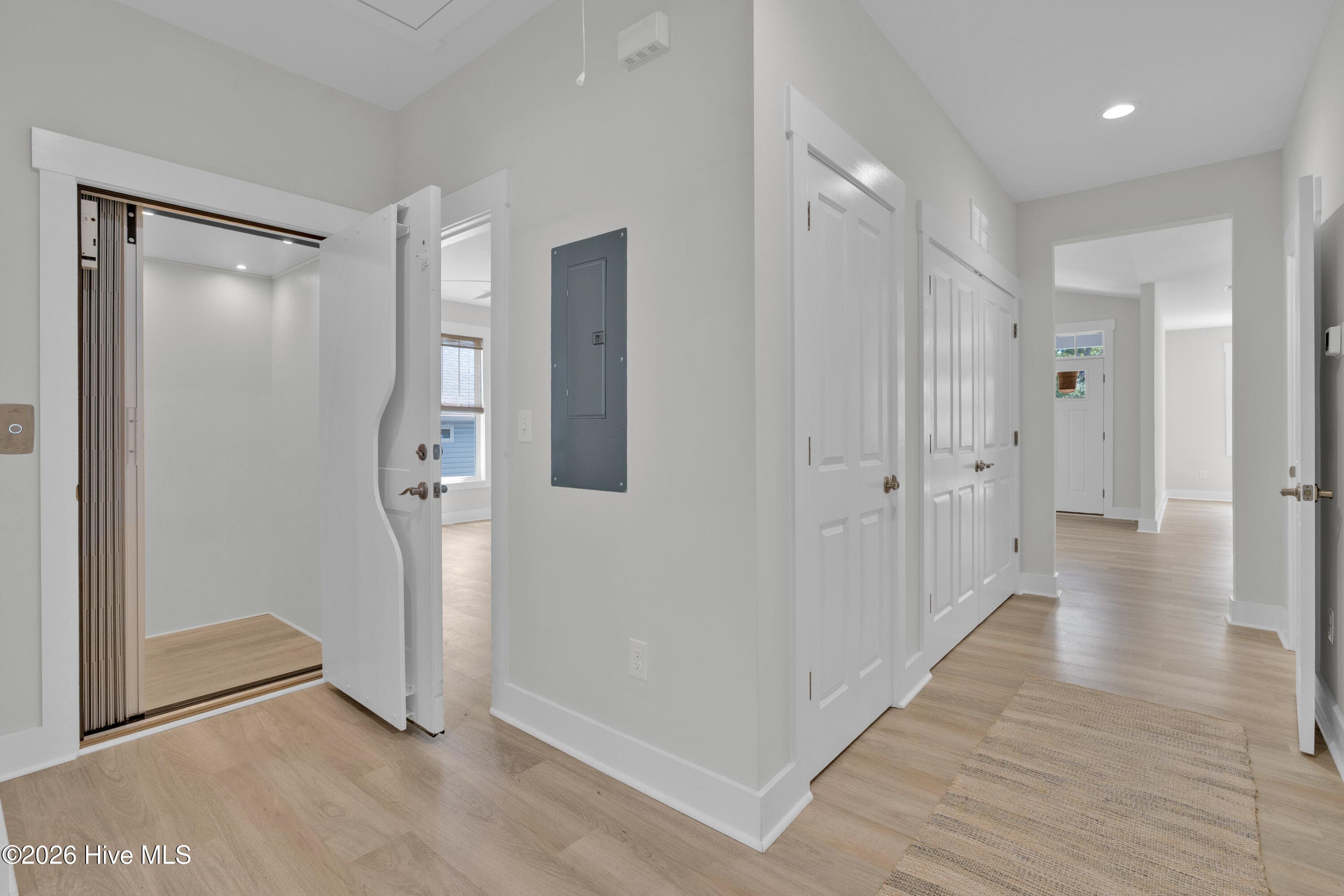 Single Family Residence at 228 NE 38th Street, Oak Island, NC 28465, Oak Island, photo 3 of 5