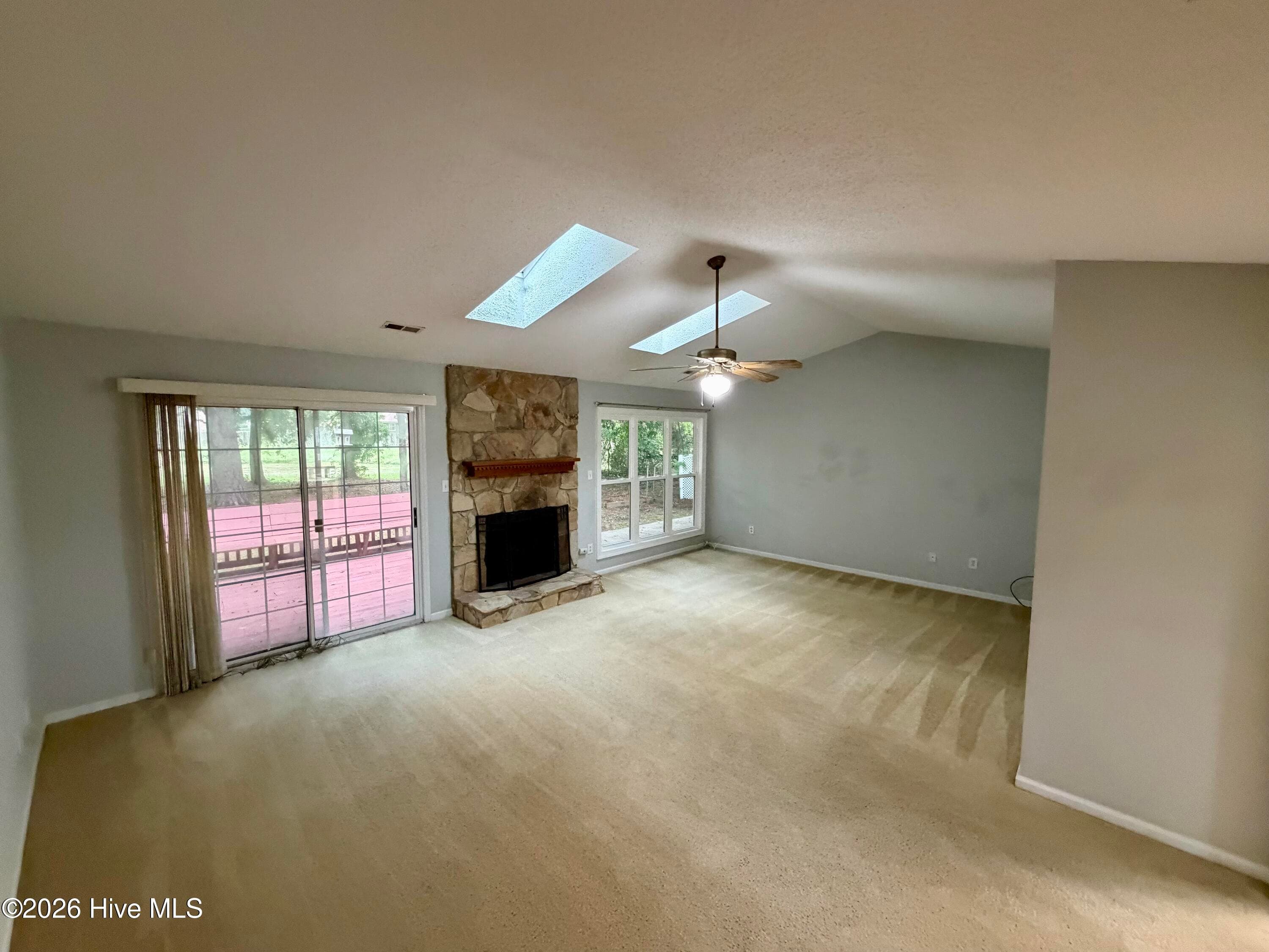 Single Family Residence at 105 Norman Court, New Bern, NC 28560, photo 24 of 30