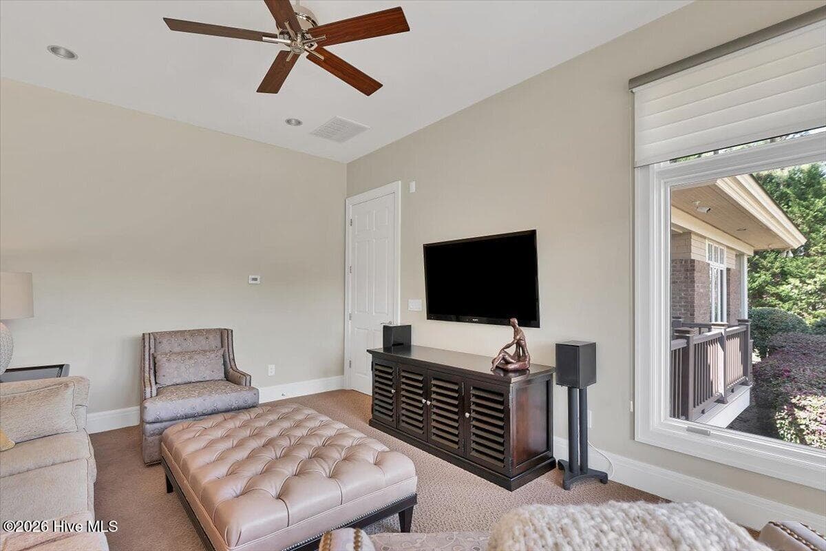 Single Family Residence at 475 Lake Dornoch Drive, Pinehurst, NC 28374, photo 10 of 17