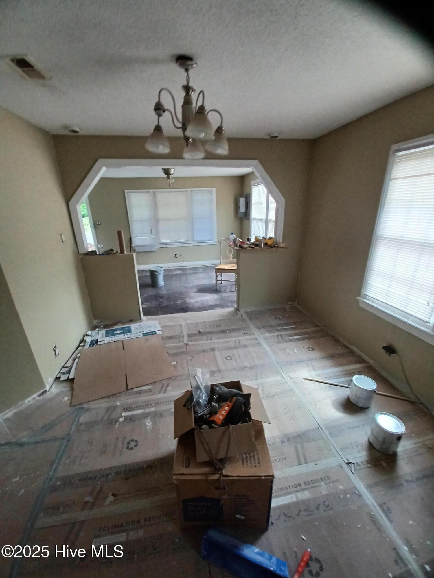 Single Family Residence at 1120 Lincoln Street, Kinston, NC 28501, photo 3 of 7