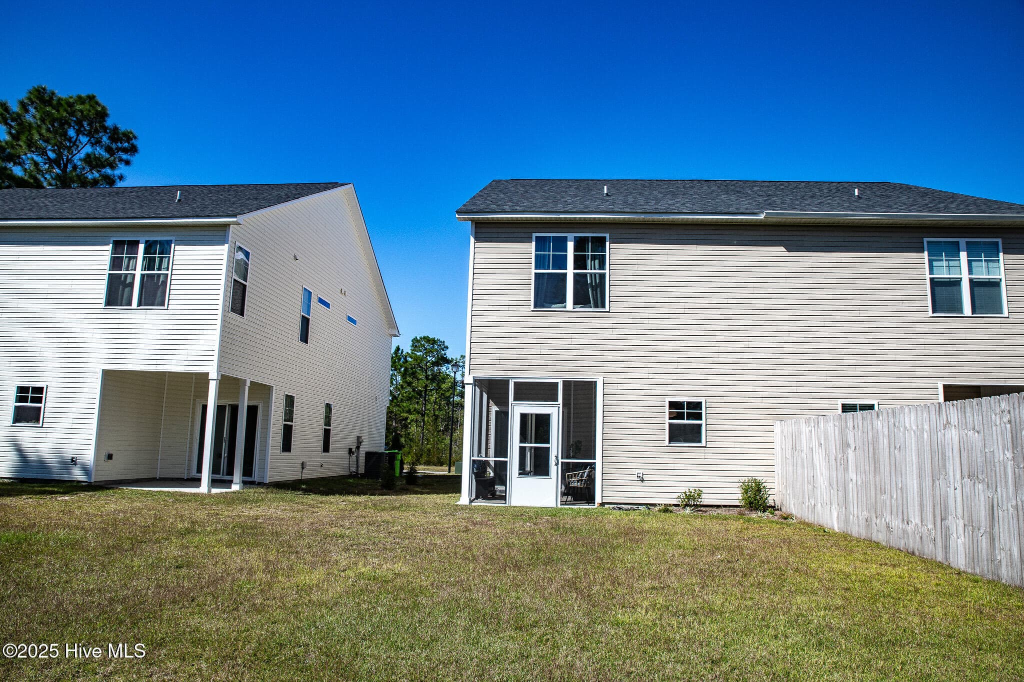 Townhouse at 258 Currituck Drive, Holly Ridge, NC 28445, photo 20 of 58