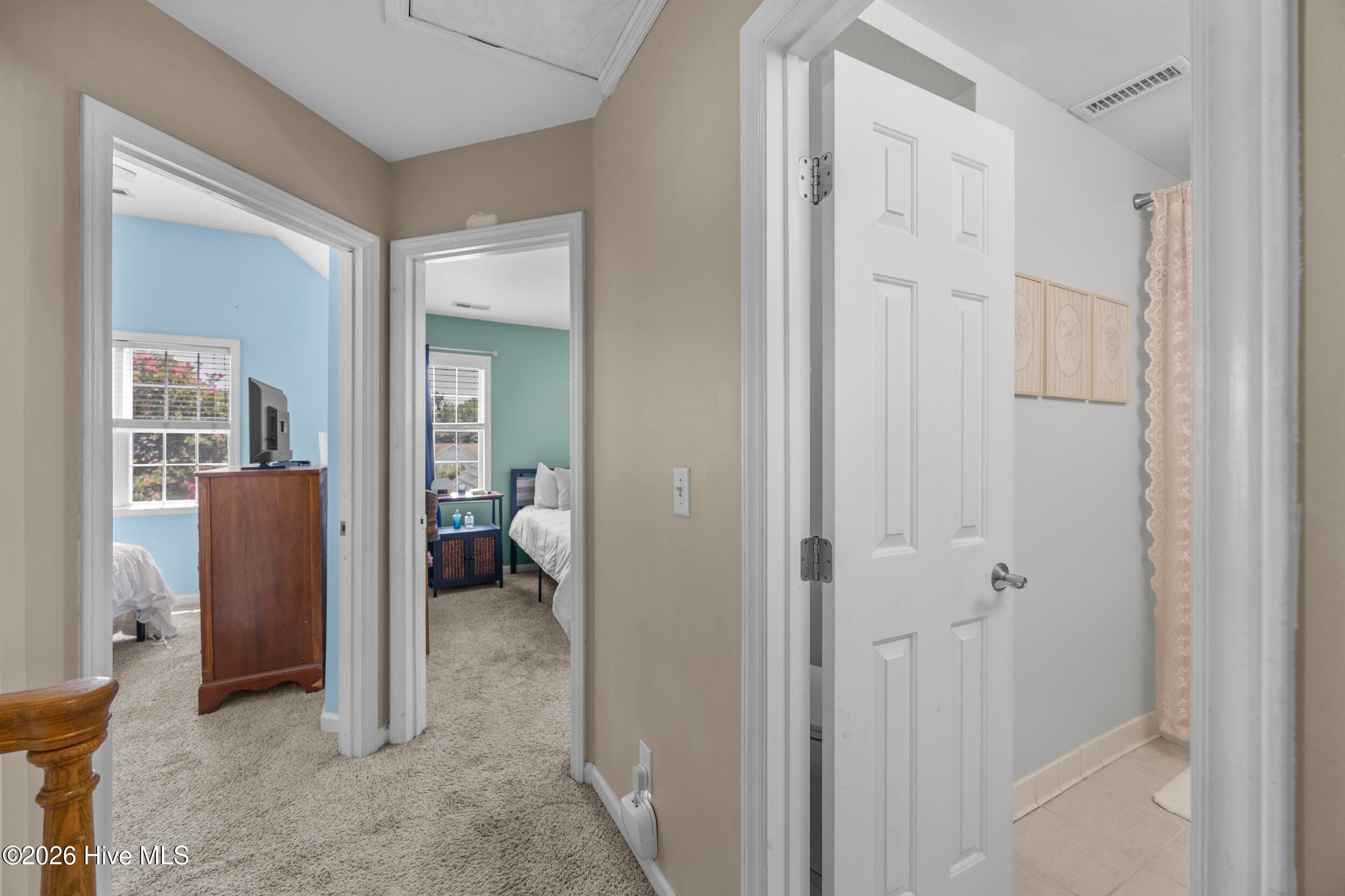 Single Family Residence at 712 The Cape Boulevard, Wilmington, NC 28412, photo 28 of 55