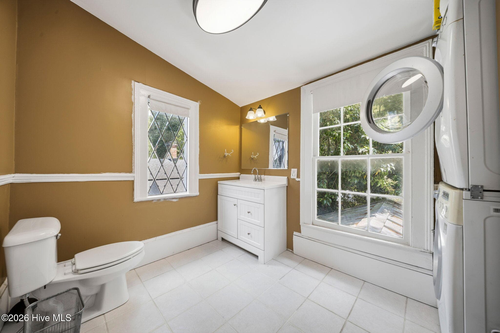 Single Family Residence at 106 Castle Street, Wilmington, NC 28401, photo 37 of 54