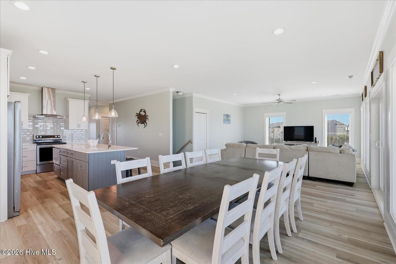 Single Family Residence at 1113 New River Inlet Road, North Topsail Beach, NC 28460, photo 4 of 5