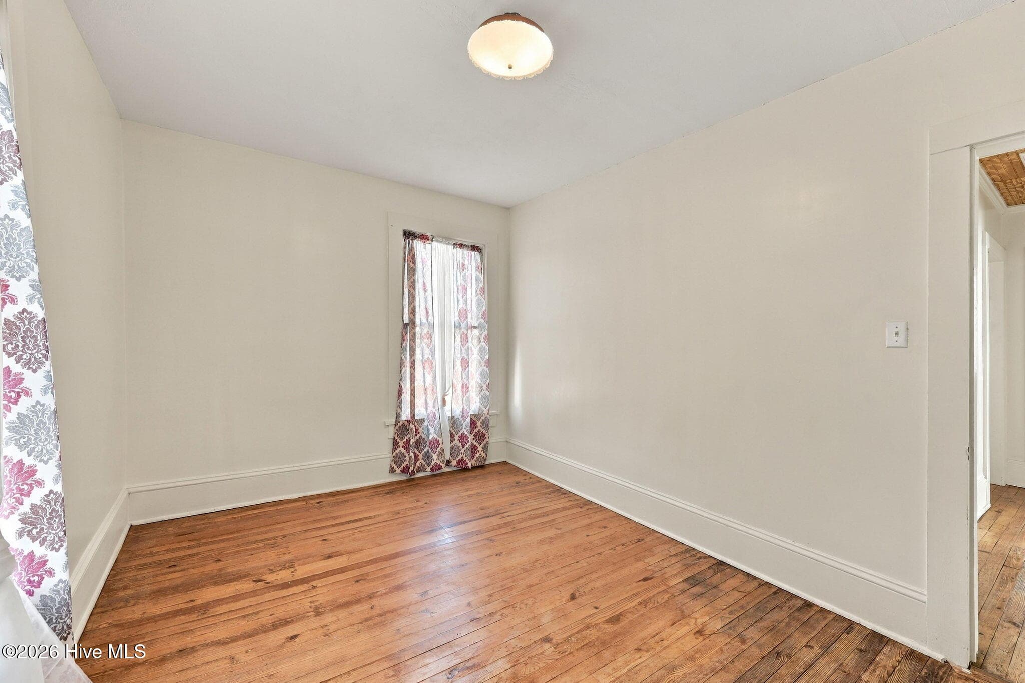 Business at 122 W 5th Street, Washington, NC 27889, photo 52 of 81