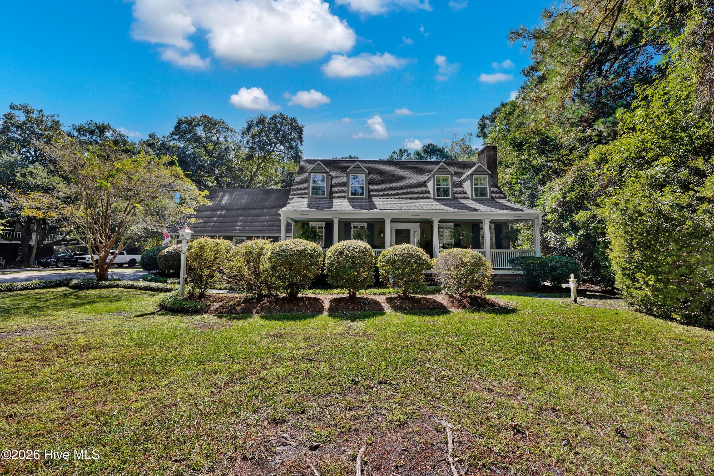 Single Family Residence at 6224 Turtle Hall Drive, Wilmington, NC 28409, photo 2 of 58