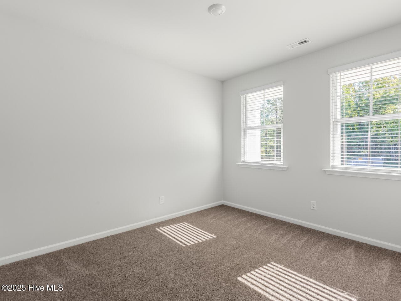 Single Family Residence at 424 Matthews Farm Road Lot 180, Hubert, NC 28539, photo 25 of 38