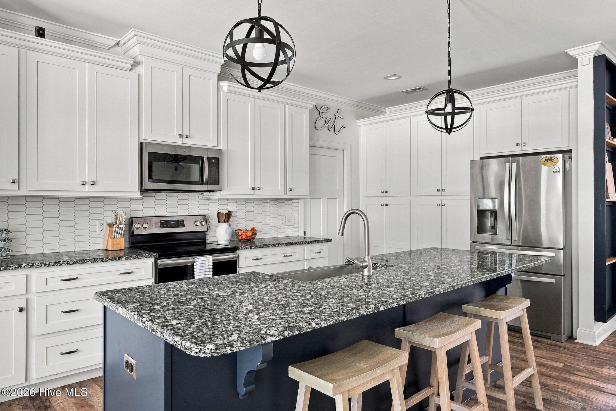 Single Family Residence at 115 Cambridge Lane, Seven Lakes, NC 27376, photo 15 of 48
