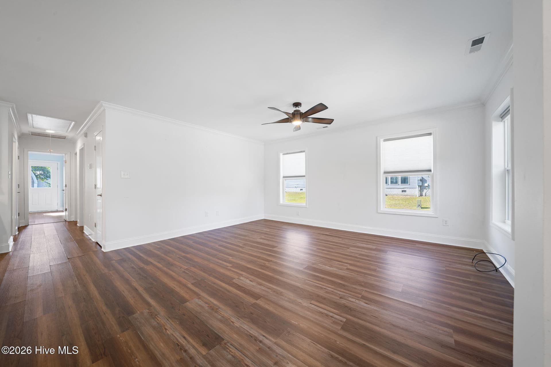 Single Family Residence at 404 Jamaica Drive, Hampstead, NC 28443, photo 12 of 27