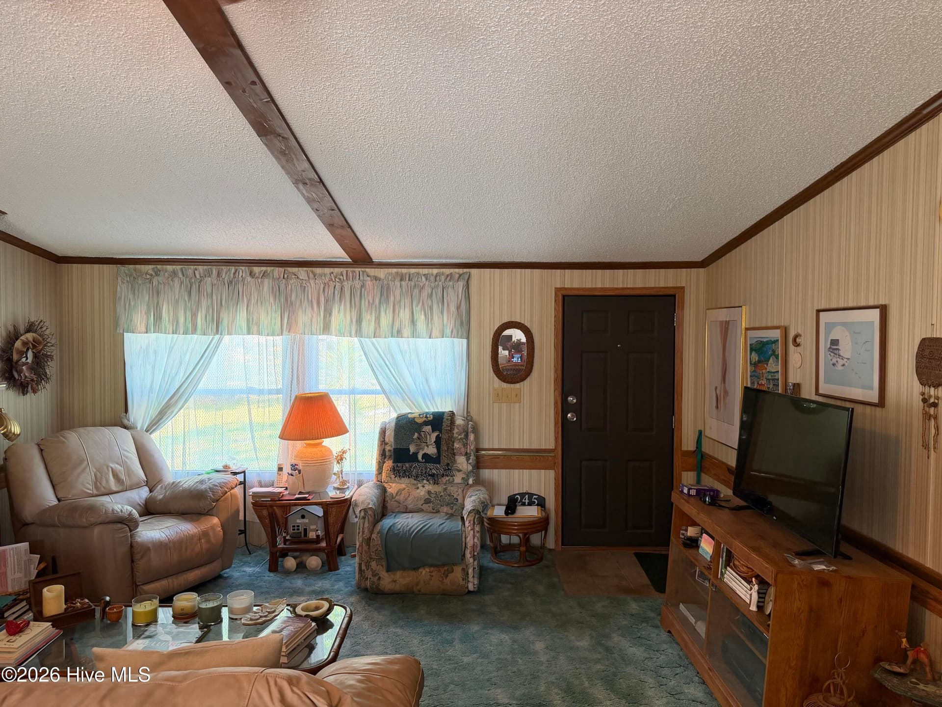 Manufactured Home at 245 Lake Drive SW, Supply, NC 28462, photo 3 of 43