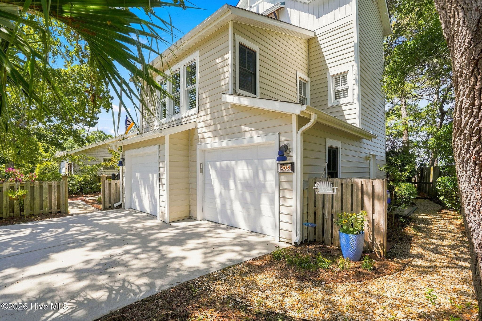 Single Family Residence at 908 Elizabeth Drive, Oak Island, NC 28465, photo 7 of 99