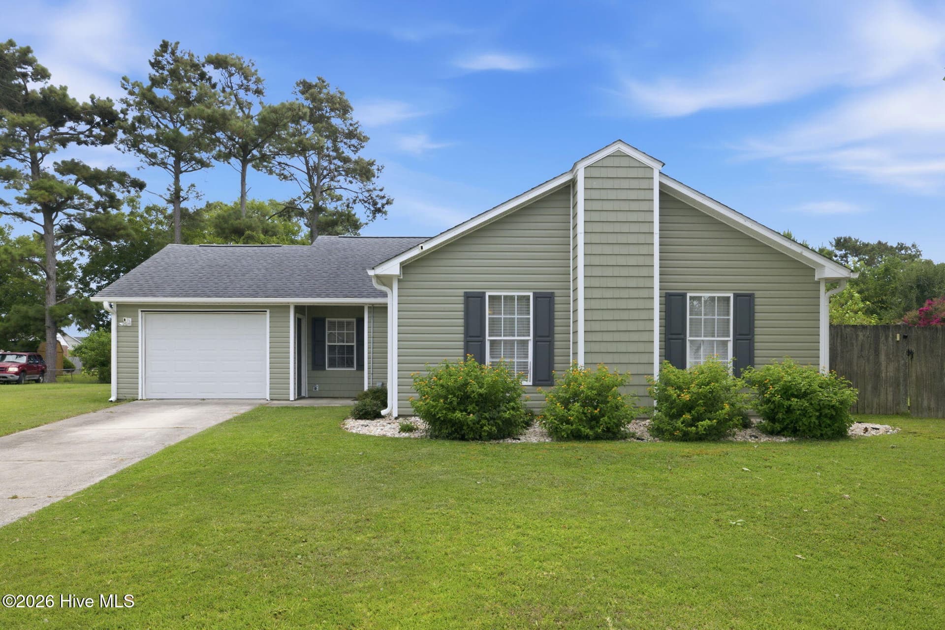 1006 Birch Court, Morehead City, NC 28557