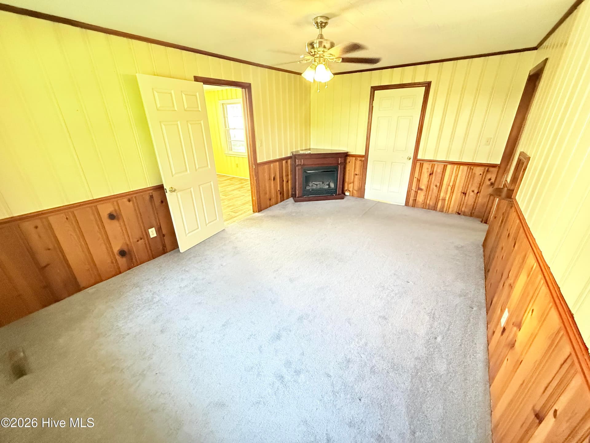 Single Family Residence at 501 N Chestnut Street, Mount Olive, NC 28365, photo 20 of 26