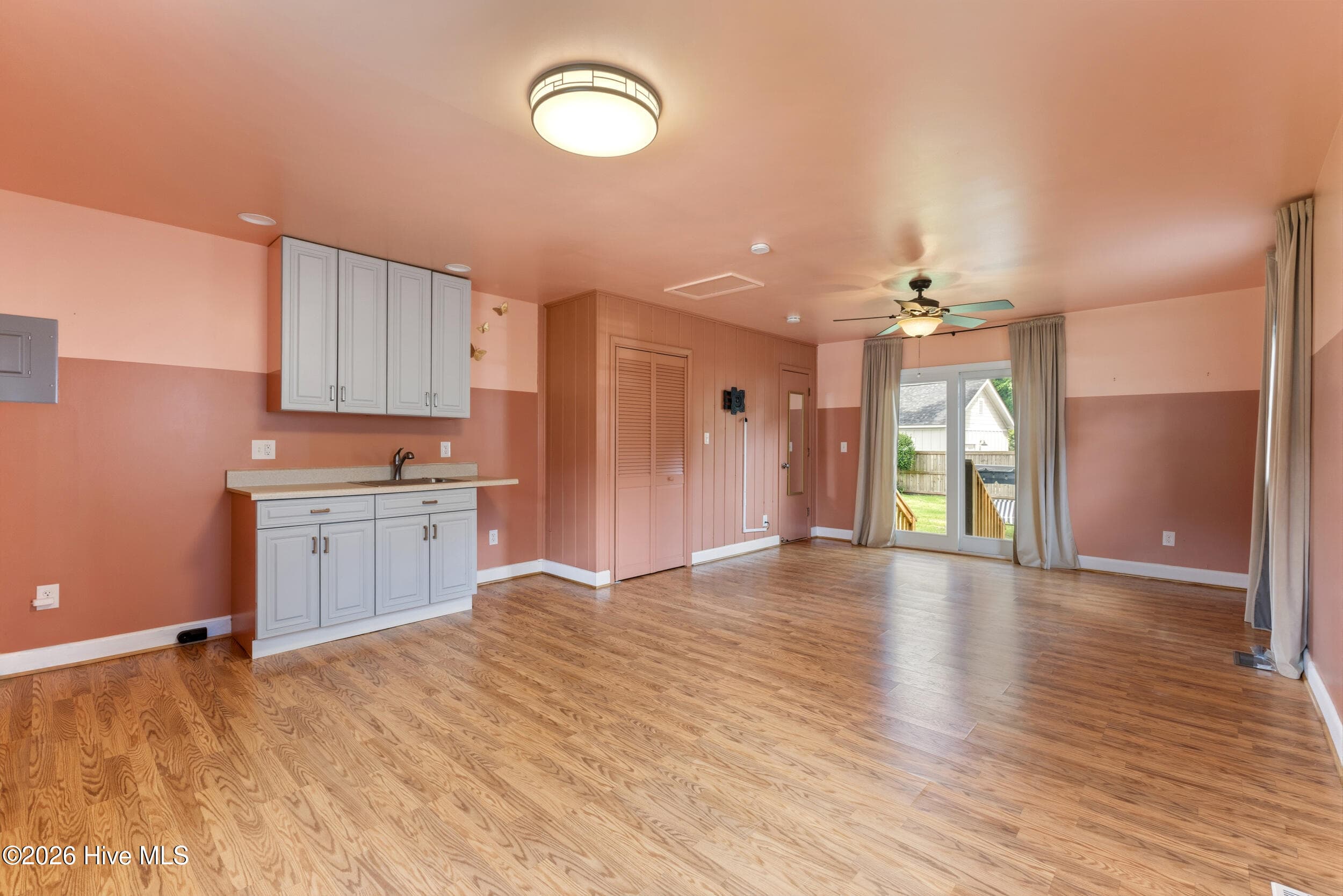 Single Family Residence at 4109 Peachtree Avenue, Wilmington, NC 28403, photo 31 of 50