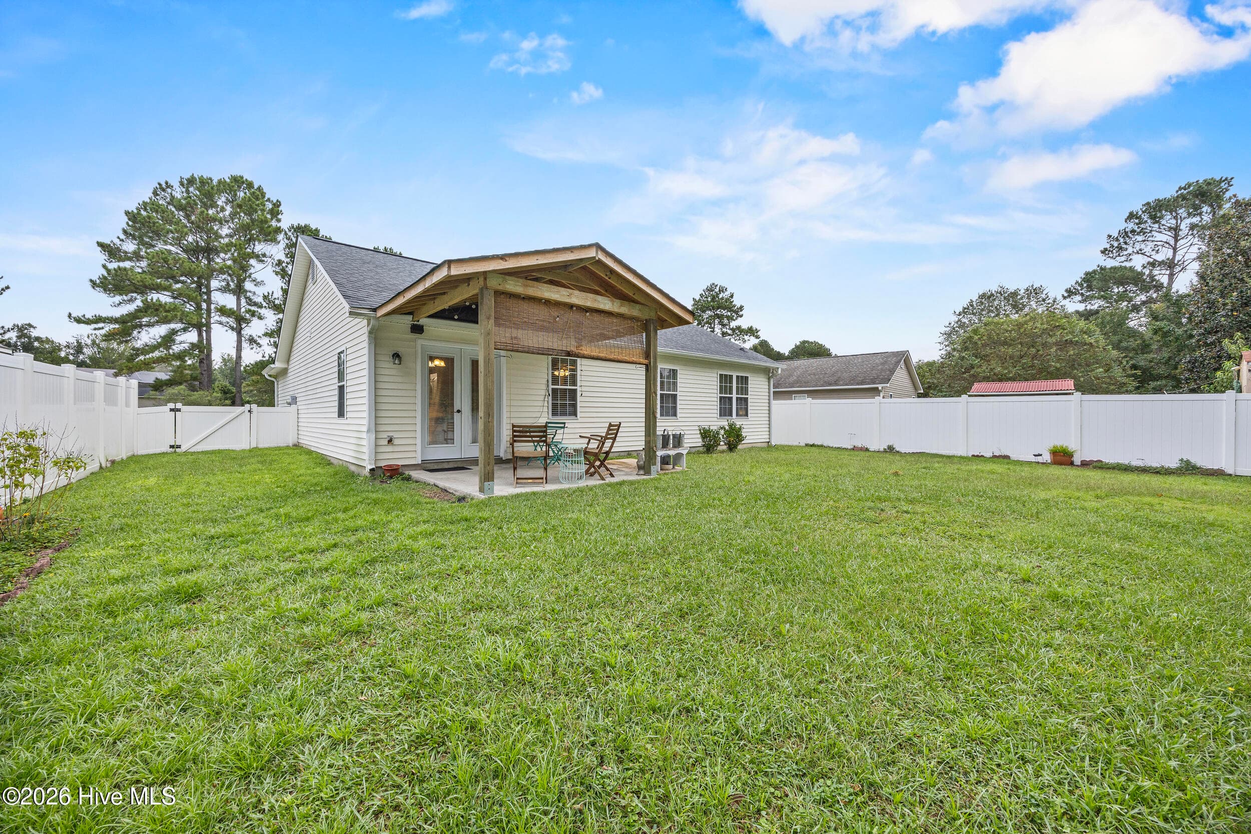 Single Family Residence at 1112 Sunburst Way, Leland, NC 28451, photo 32 of 47