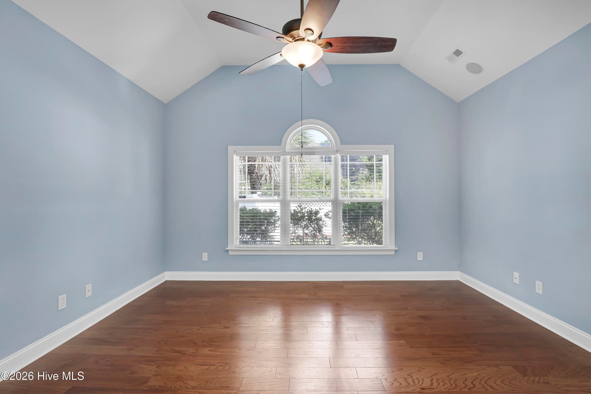 Townhouse at 103 Kiskadee Court, Hampstead, NC 28443, photo 16 of 45