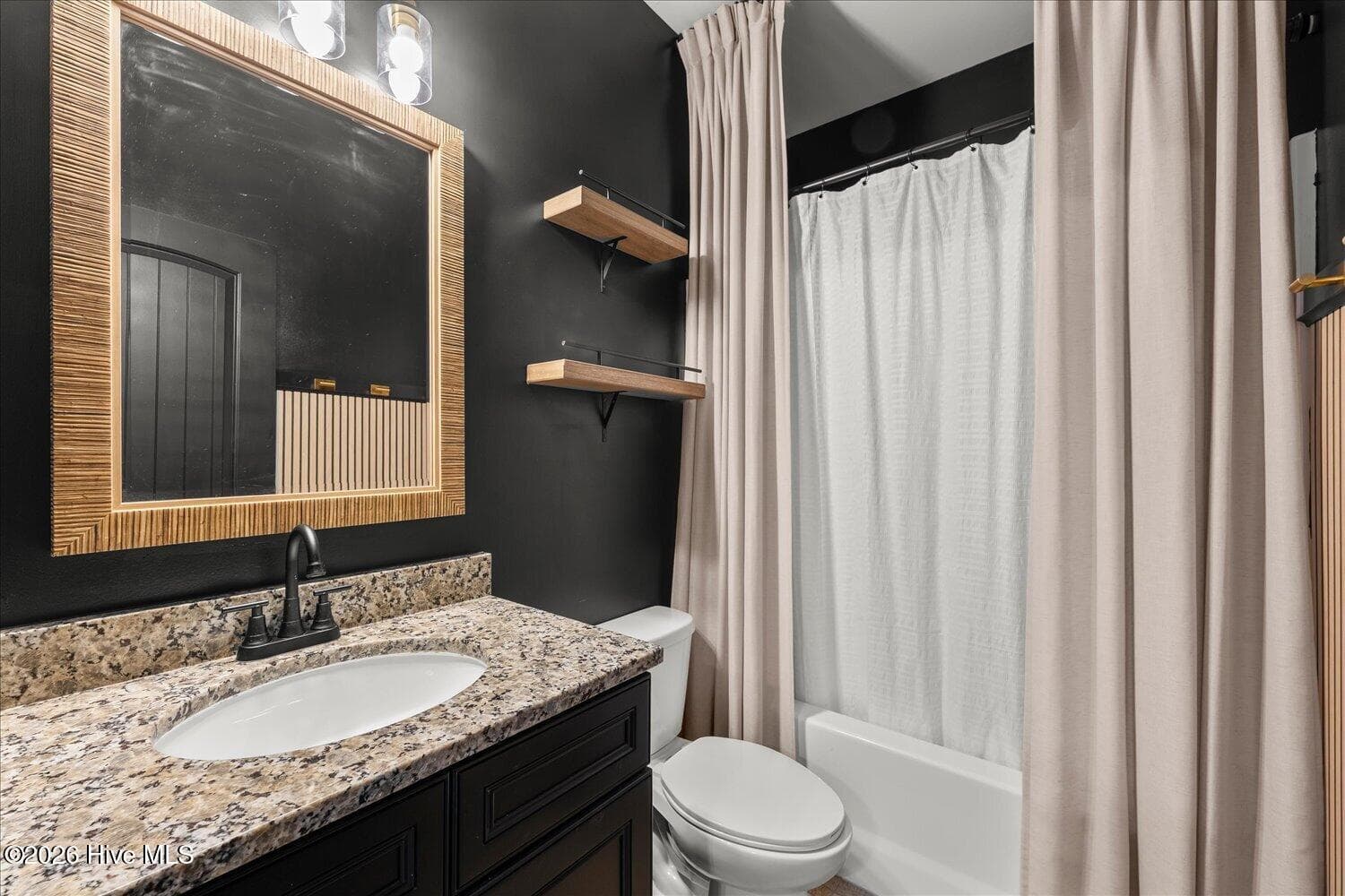 bathroom 5 level one - 8663 Crenshaw Drive, Grovetown, GA 30813