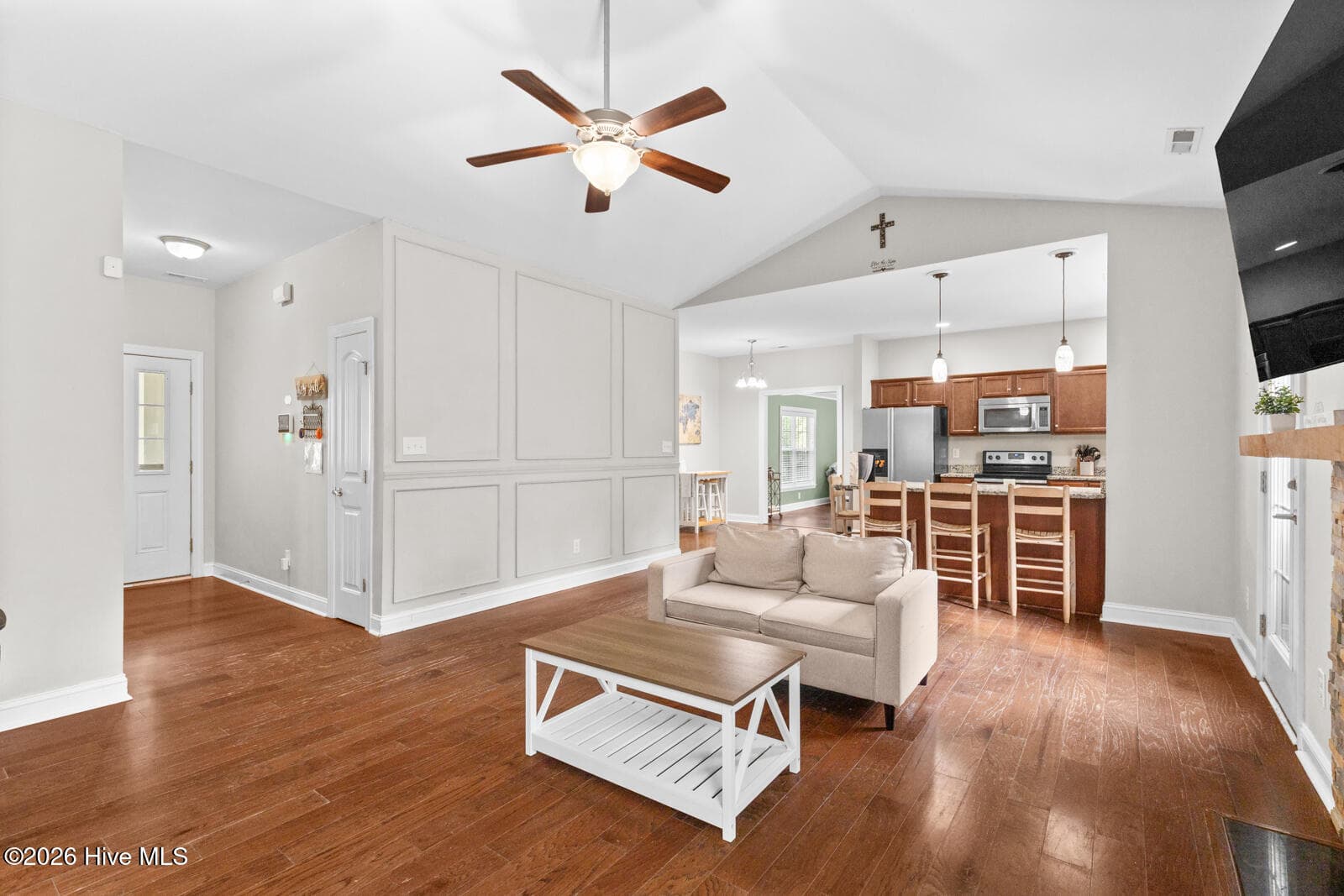 Single Family Residence at 252 Derby Downs Drive, Sneads Ferry, NC 28460, photo 15 of 47