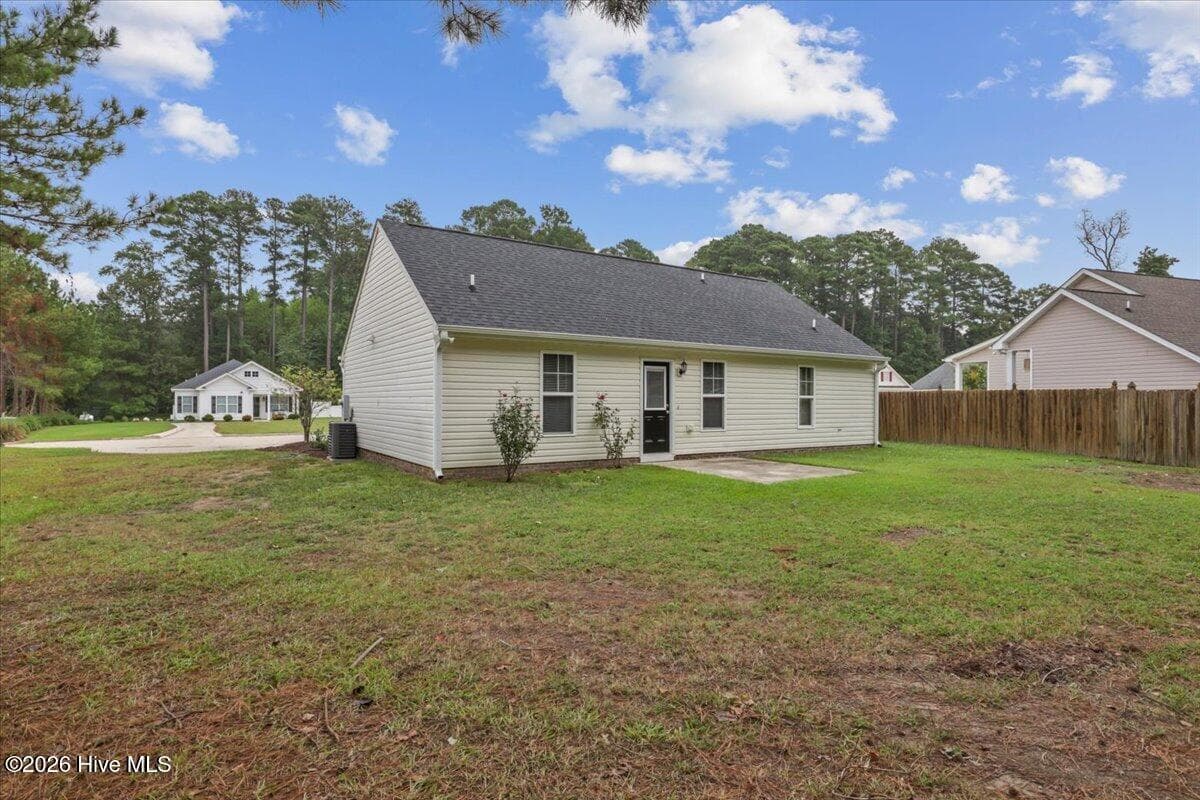 Single Family Residence at 2717 Winding Ridge Drive W, Wilson, NC 27893, photo 24 of 29