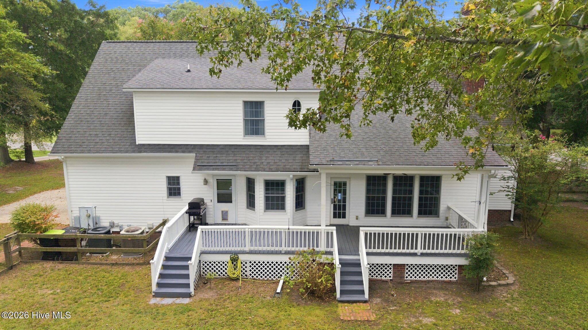 Single Family Residence at 3655 Hillcrest Drive, Farmville, NC 27828, photo 9 of 54