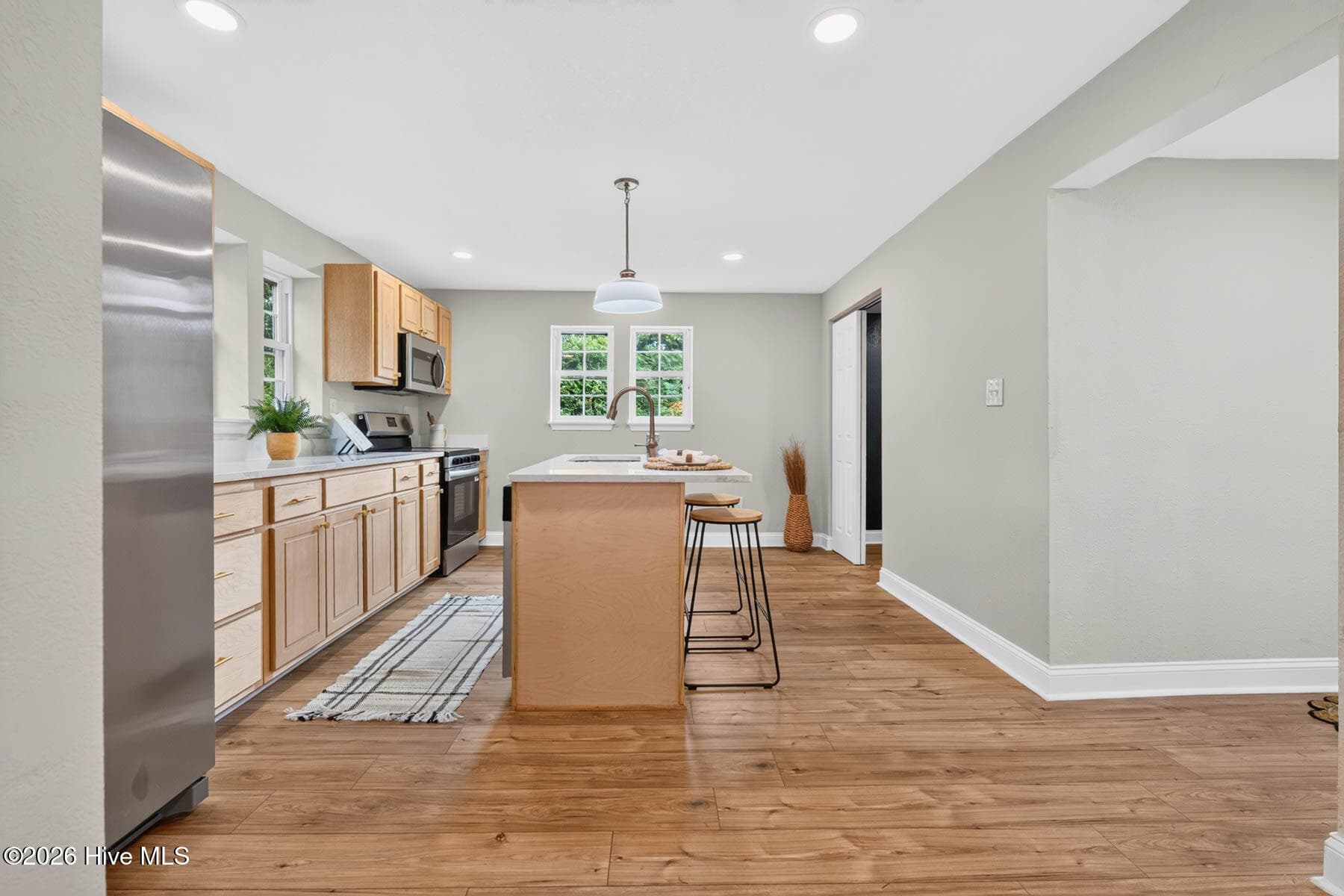 Single Family Residence at 116 E Broad Street, Elizabeth City, NC 27909, photo 2 of 6