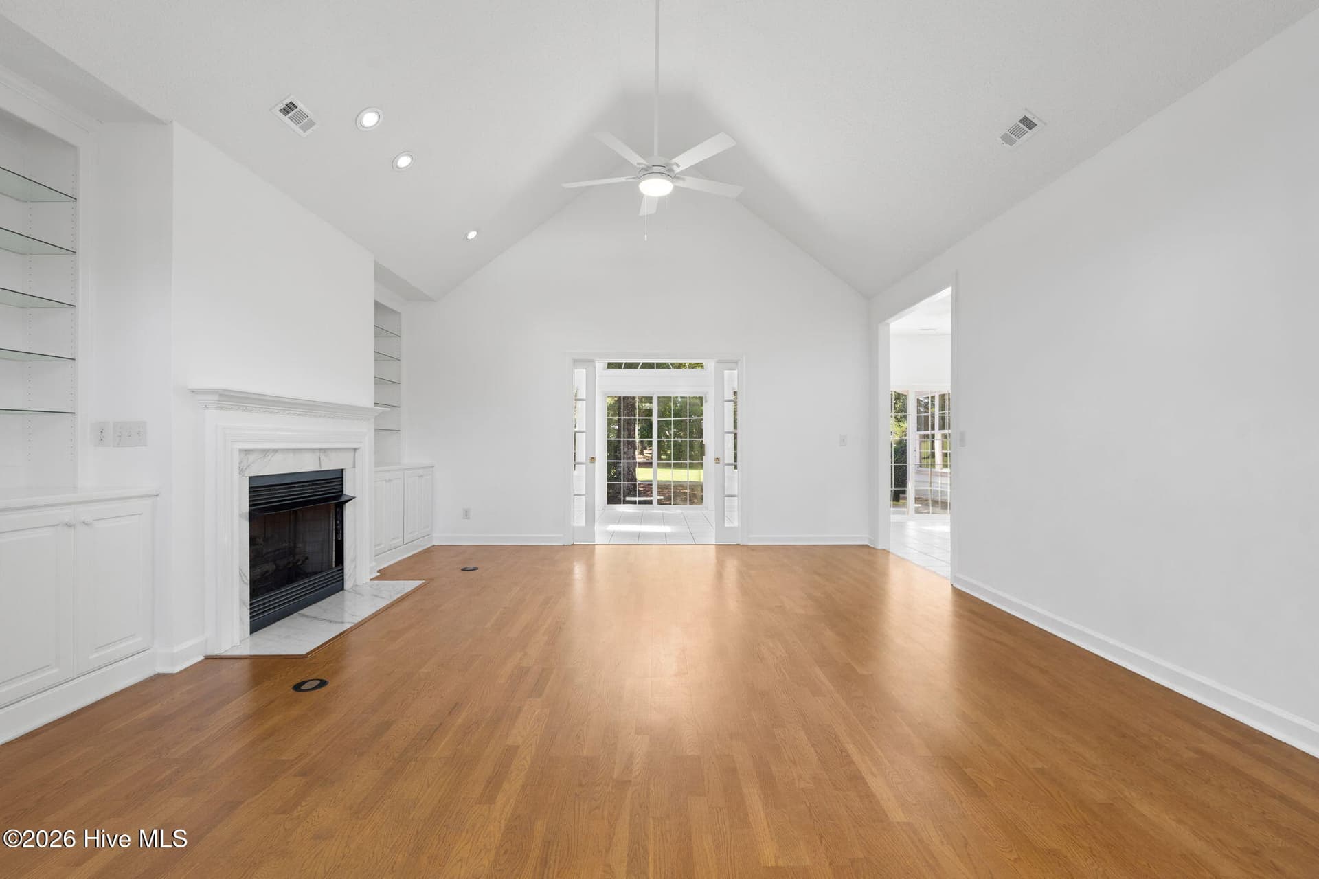 Single Family Residence at 8915 Rosewood Court NW, Calabash, NC 28467, photo 6 of 80