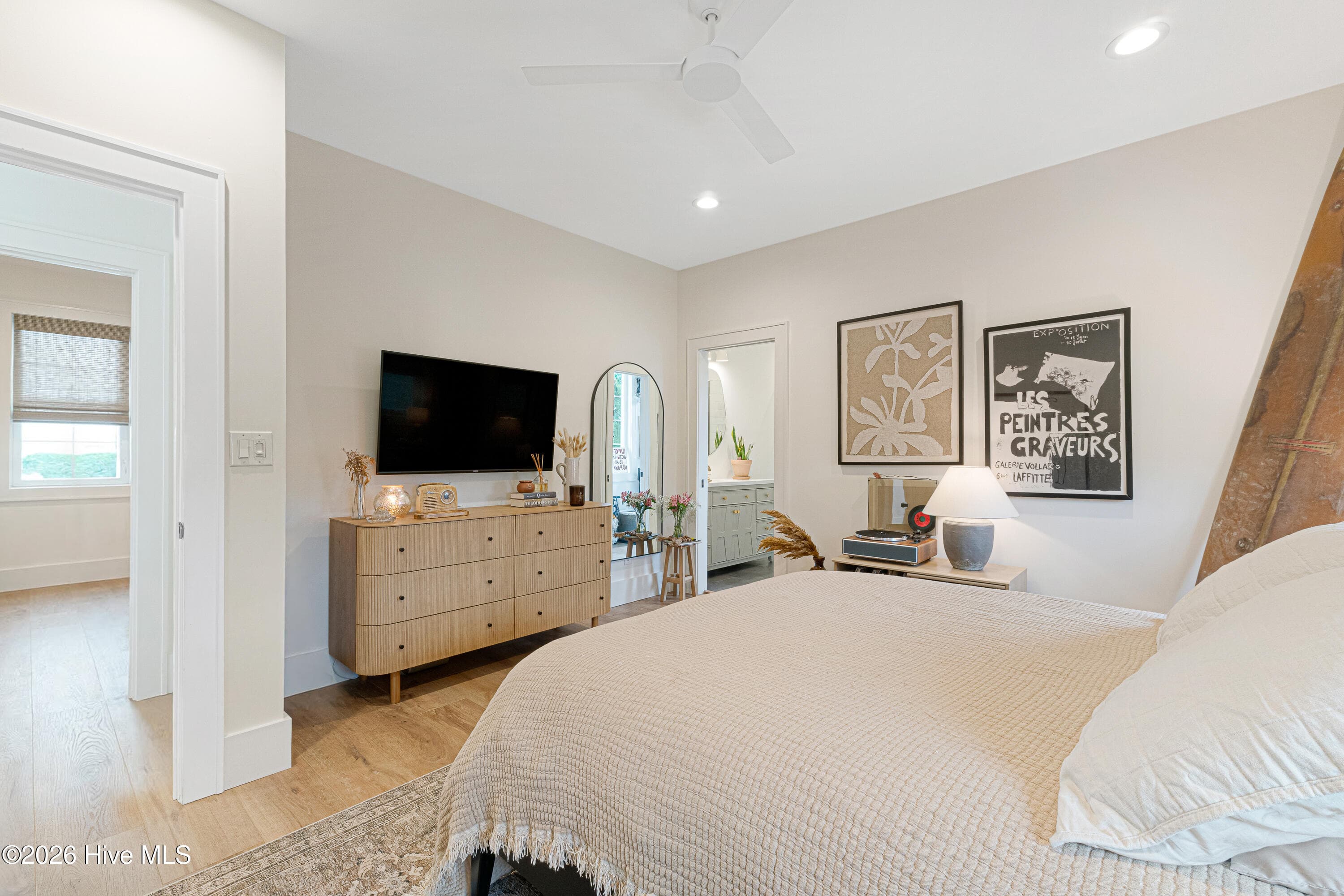 Single Family Residence at 8807 Edgewater Court, Emerald Isle, NC 28594, photo 32 of 89