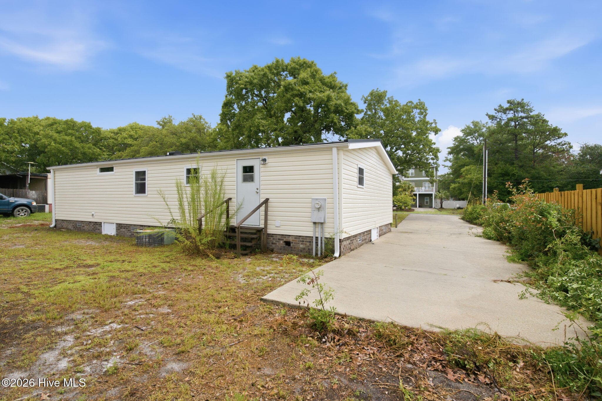 Manufactured Home at 1710 Ocean View Drive SW, Ocean Isle Beach, NC 28469, photo 29 of 41